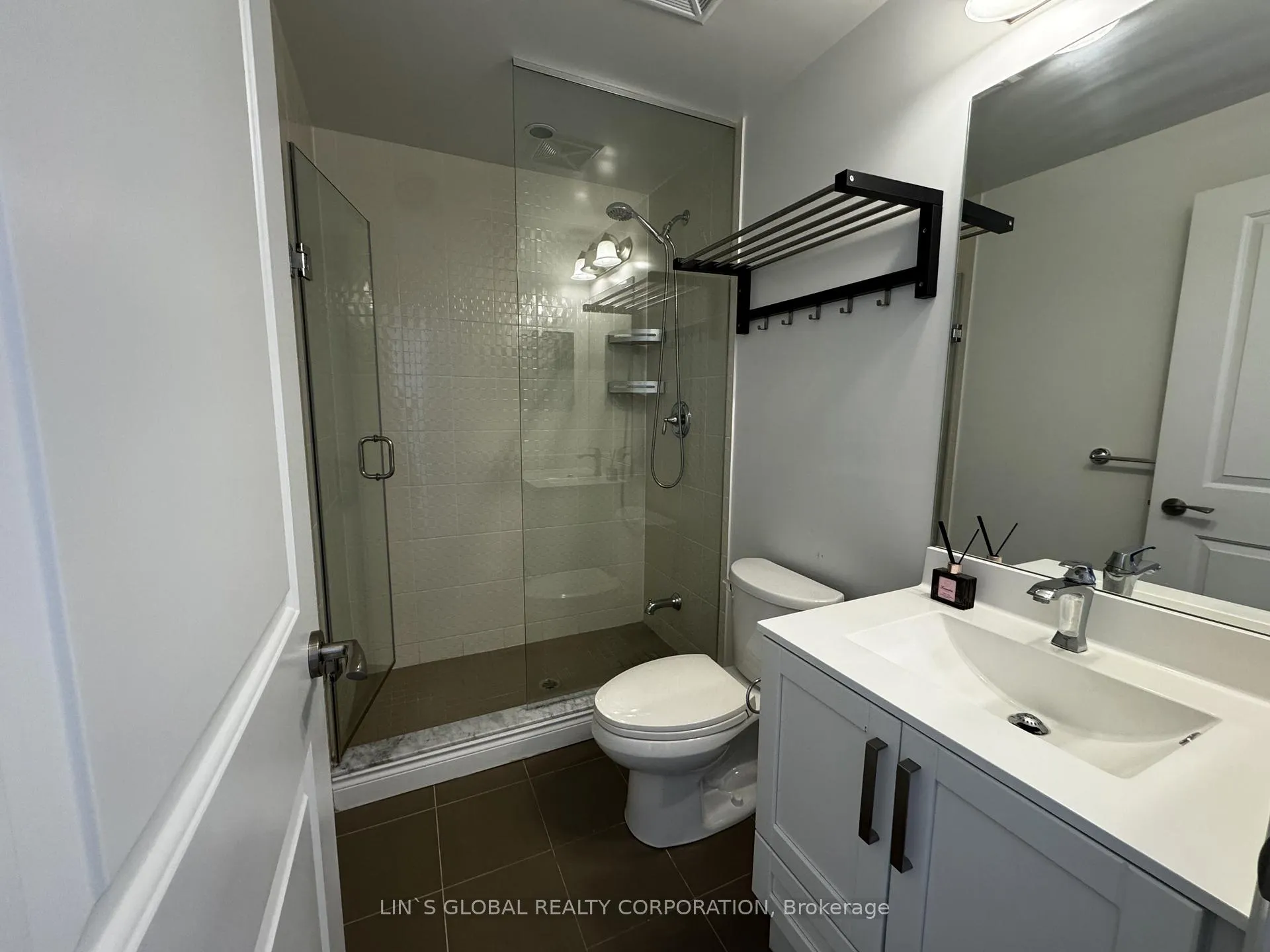 Photo 10 of Unit 1108, 38 Cedarland Drive, Markham, Unionville — HOMEH