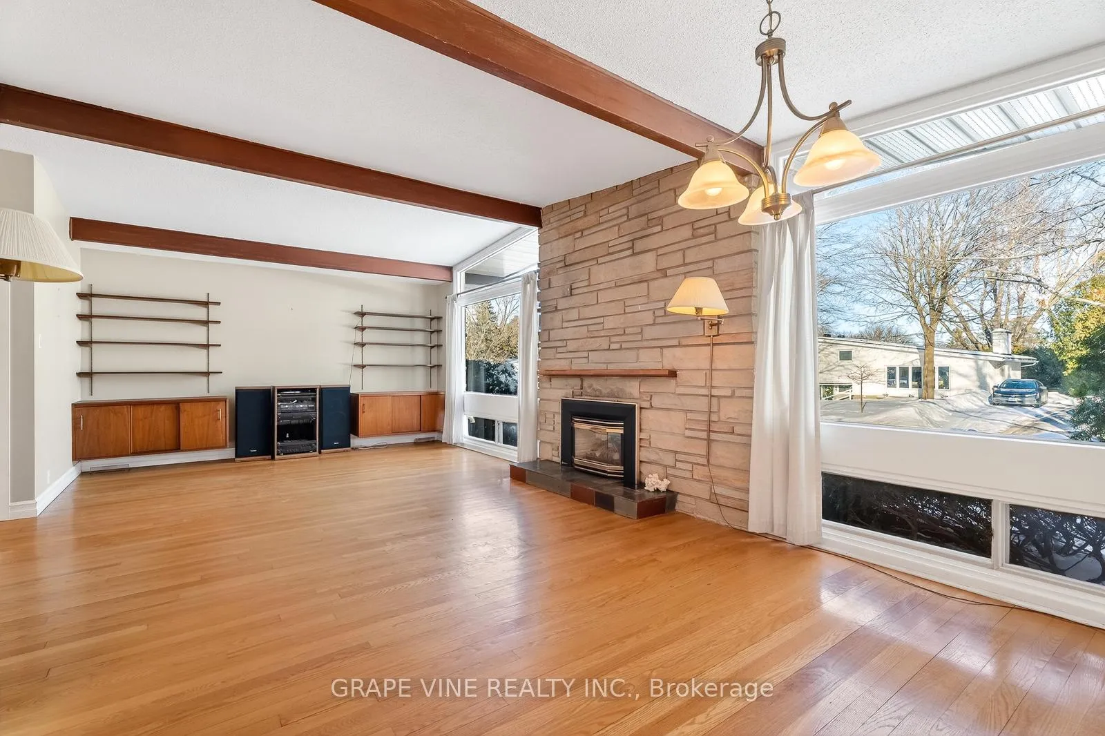 Photo 8 of 46 Cleadon Drive, Ottawa, Crystal Beach — HOMEH