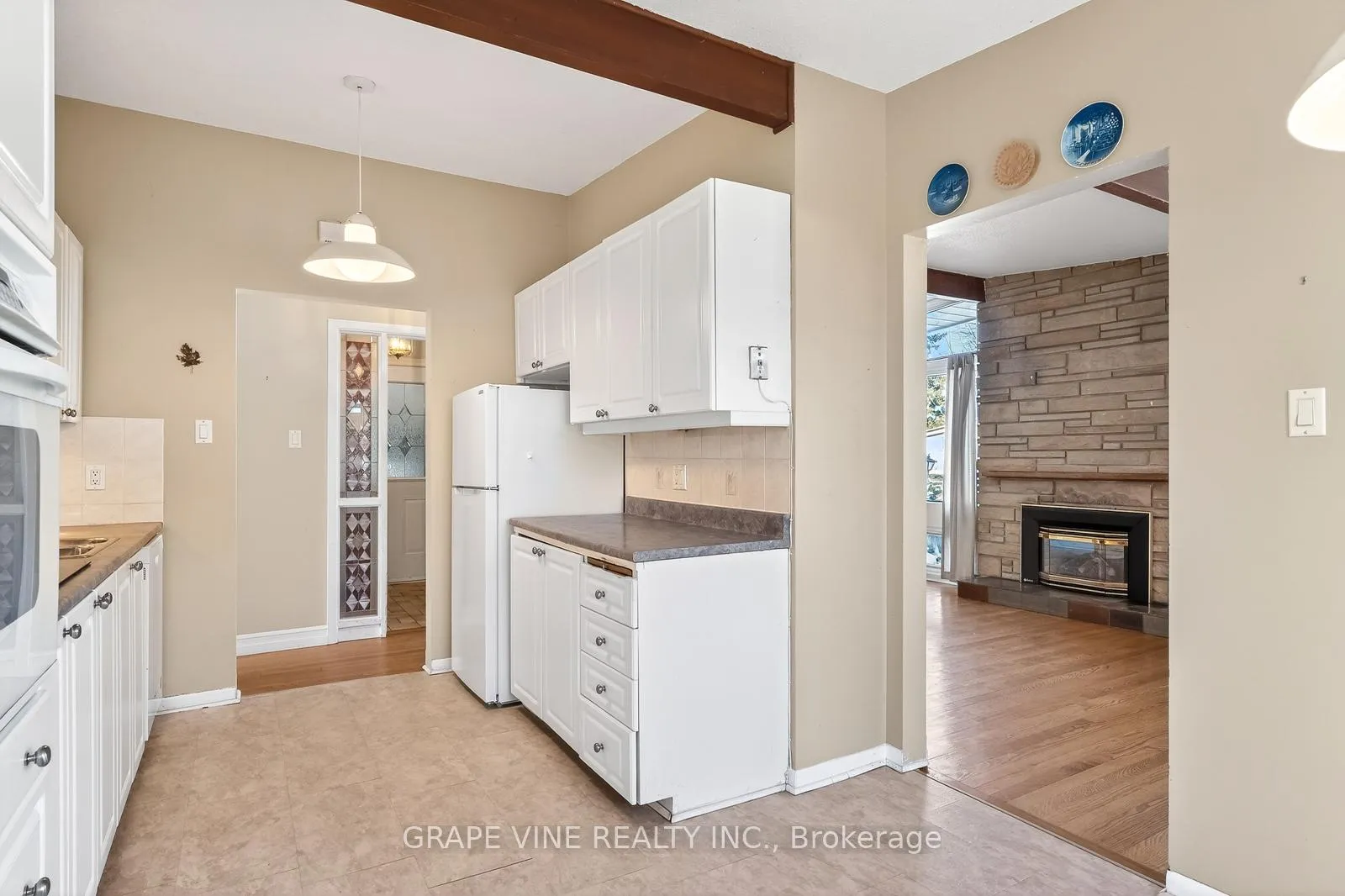 Photo 12 of 46 Cleadon Drive, Ottawa, Crystal Beach — HOMEH