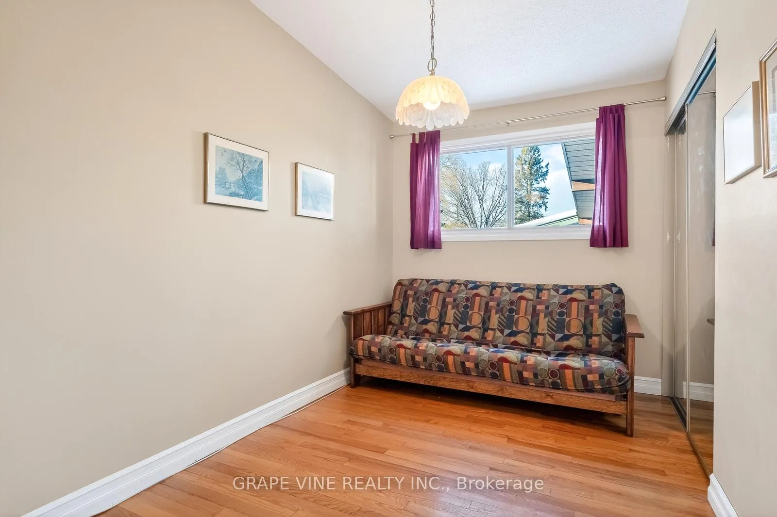 Photo 19 of 46 Cleadon Drive, Ottawa, Crystal Beach — HOMEH