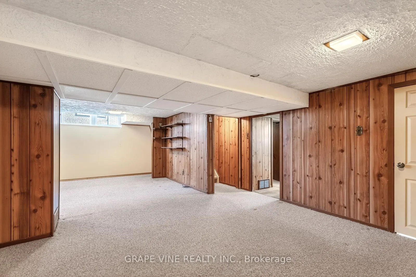 Photo 21 of 46 Cleadon Drive, Ottawa, Crystal Beach — HOMEH