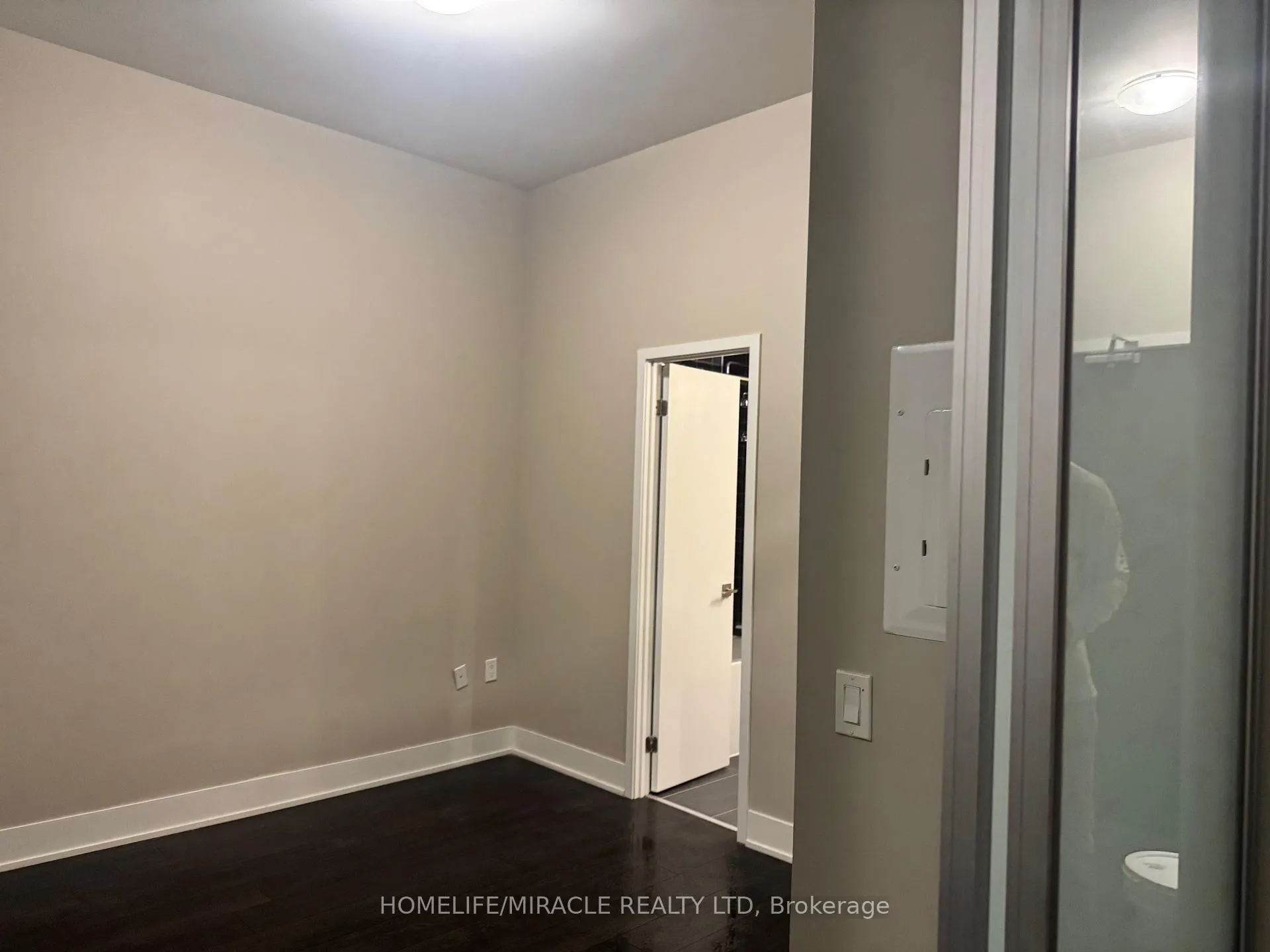Photo 10 of Unit 509, 2908 Highway 7 E, Vaughan, Concord — HOMEH