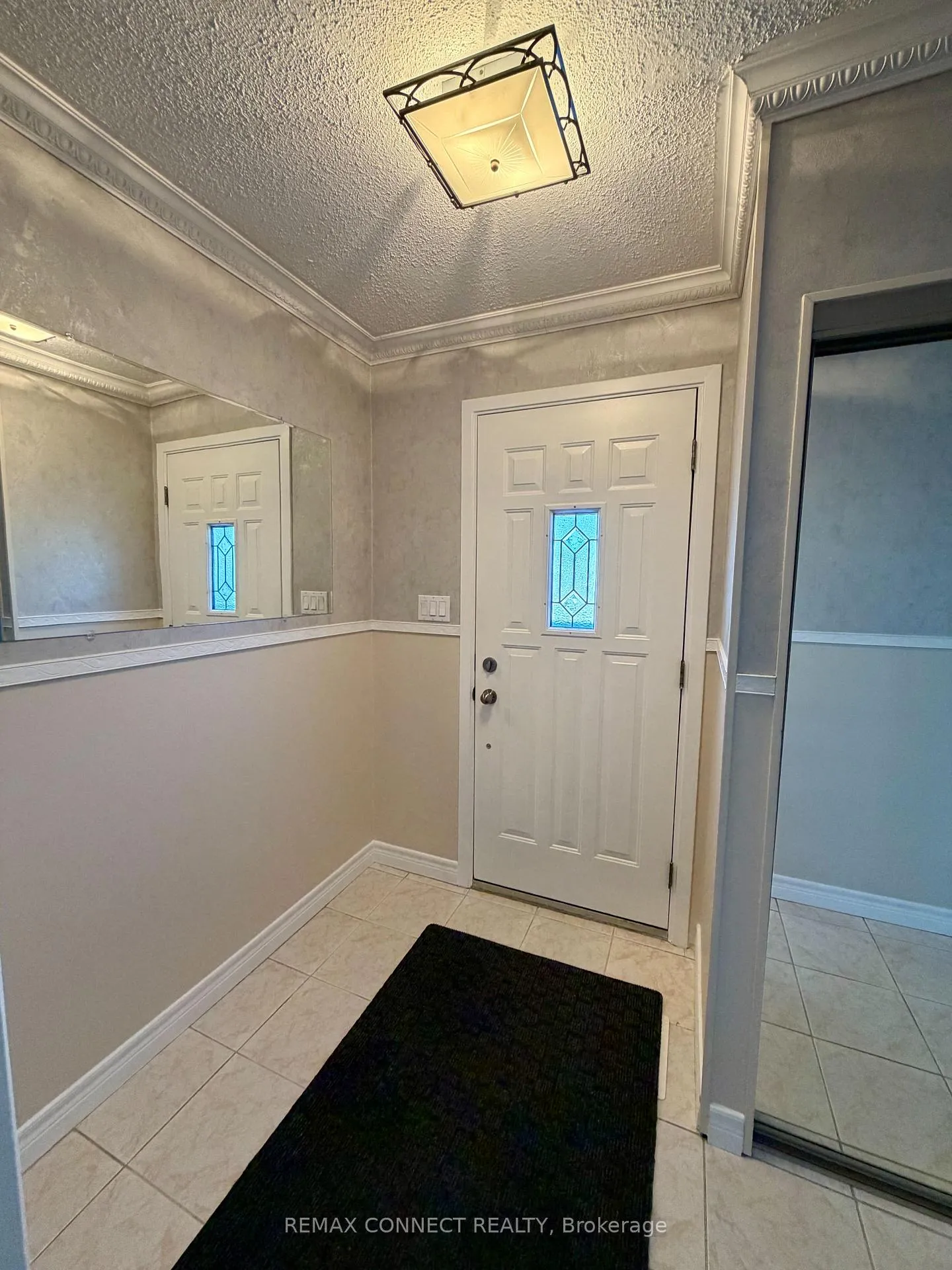 Photo 2 of 776 Hillcrest Road, Pickering, West Shore — HOMEH