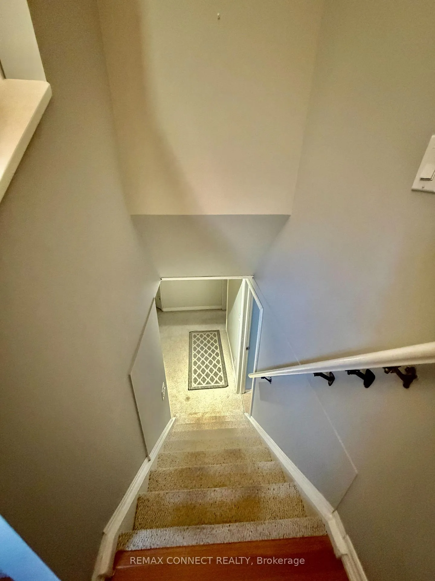 Photo 17 of 776 Hillcrest Road, Pickering, West Shore — HOMEH
