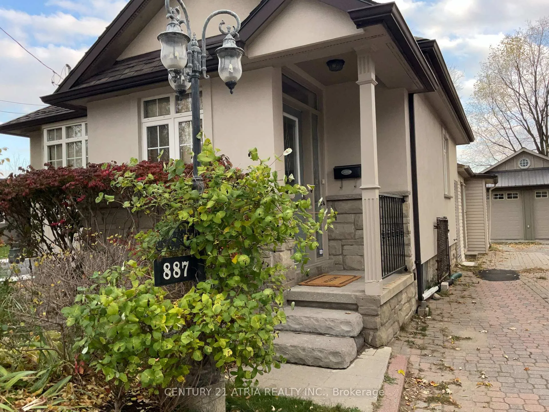 Photo 4 of Unit 1, 887 Nashville Road, Vaughan, Kleinburg — HOMEH