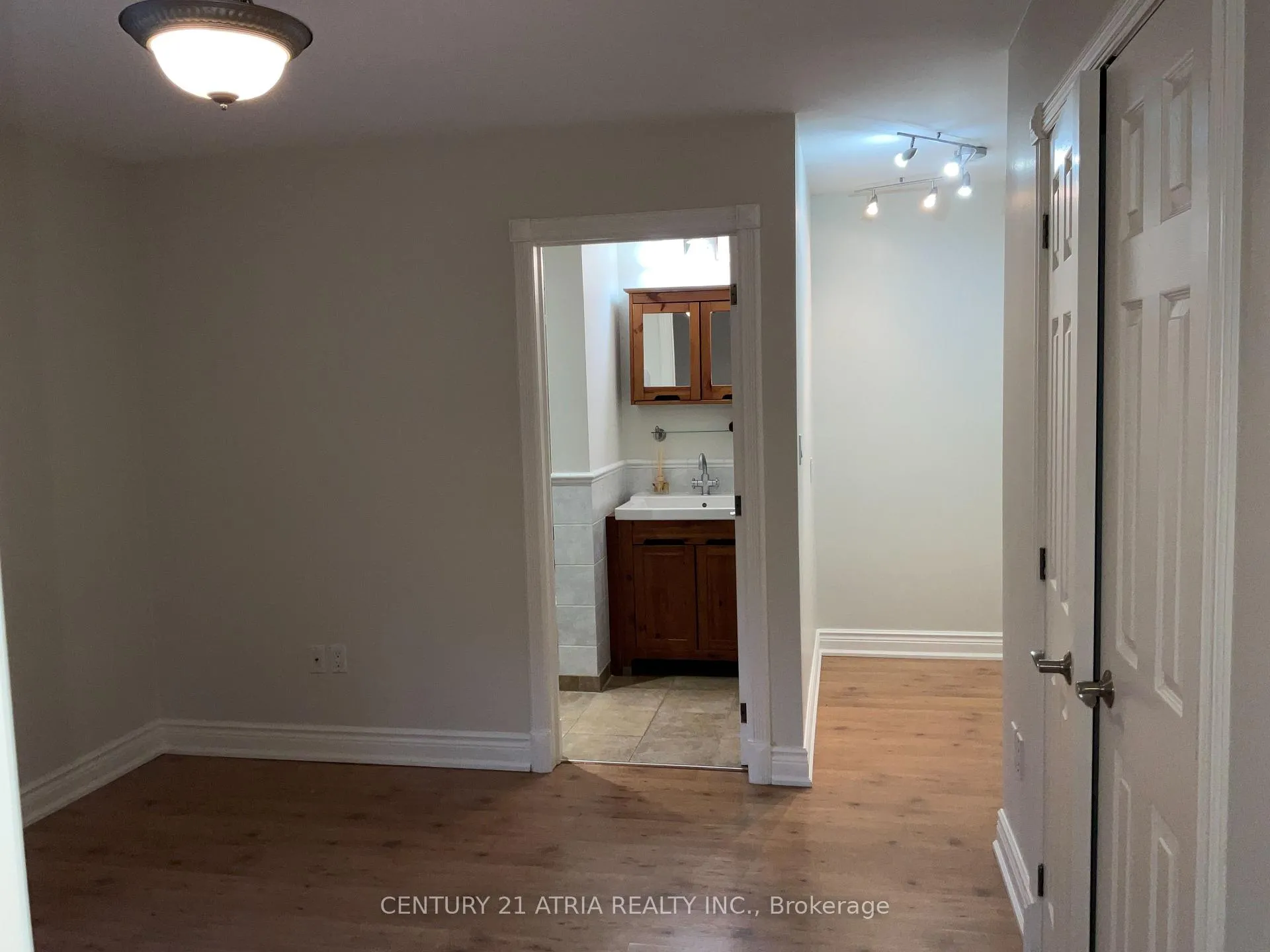 Photo 18 of Unit 1, 887 Nashville Road, Vaughan, Kleinburg — HOMEH