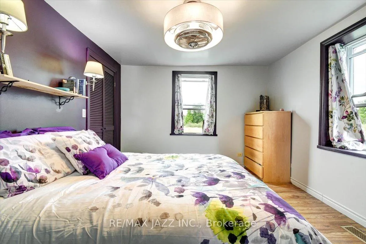Photo 11 of 16983 Highway 62, Madoc — HOMEH