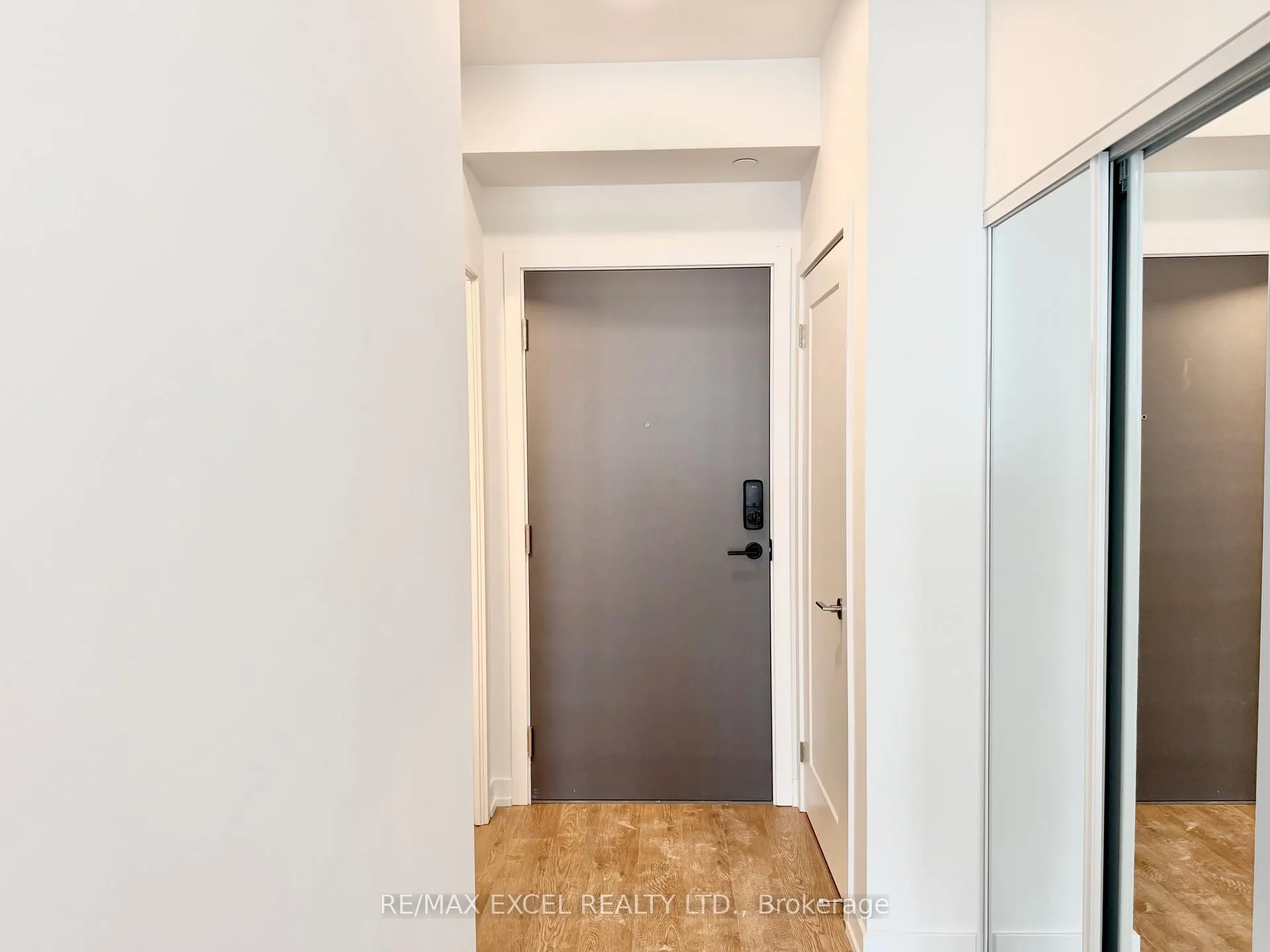 Photo 2 of Unit 1102, 9763 Markham Road, Markham, Greensborough — HOMEH