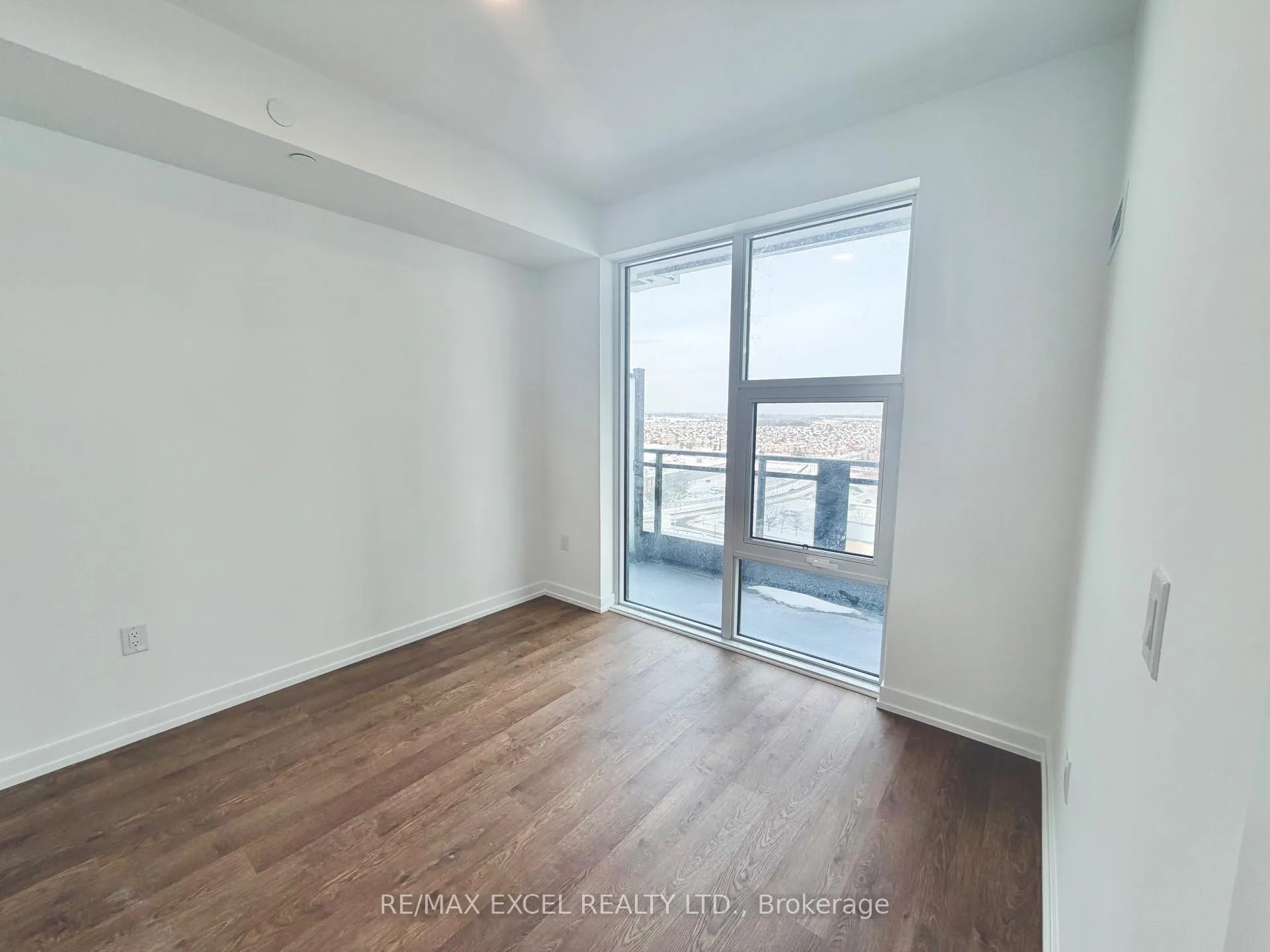 Photo 9 of Unit 1102, 9763 Markham Road, Markham, Greensborough — HOMEH