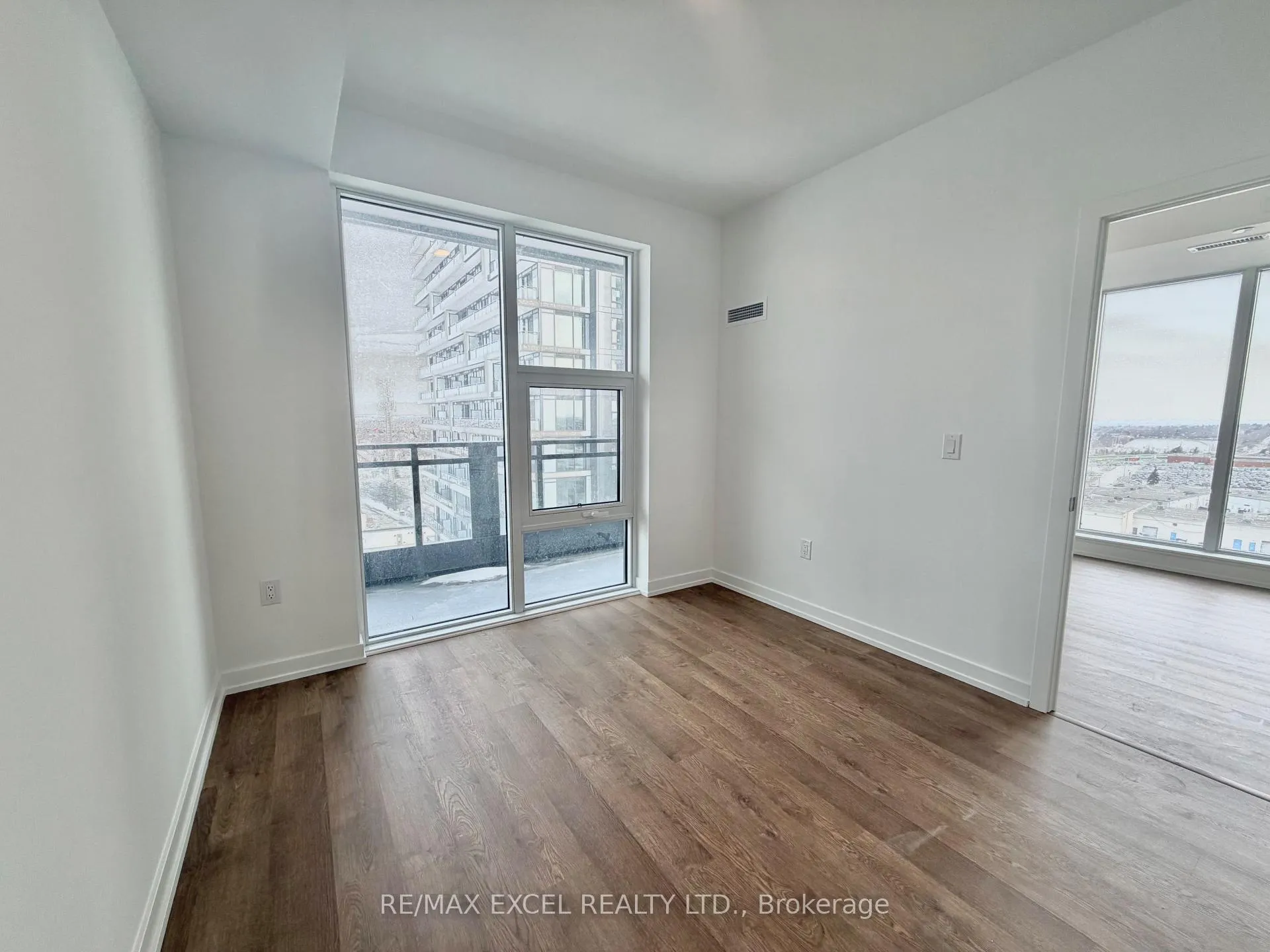 Photo 13 of Unit 1102, 9763 Markham Road, Markham, Greensborough — HOMEH