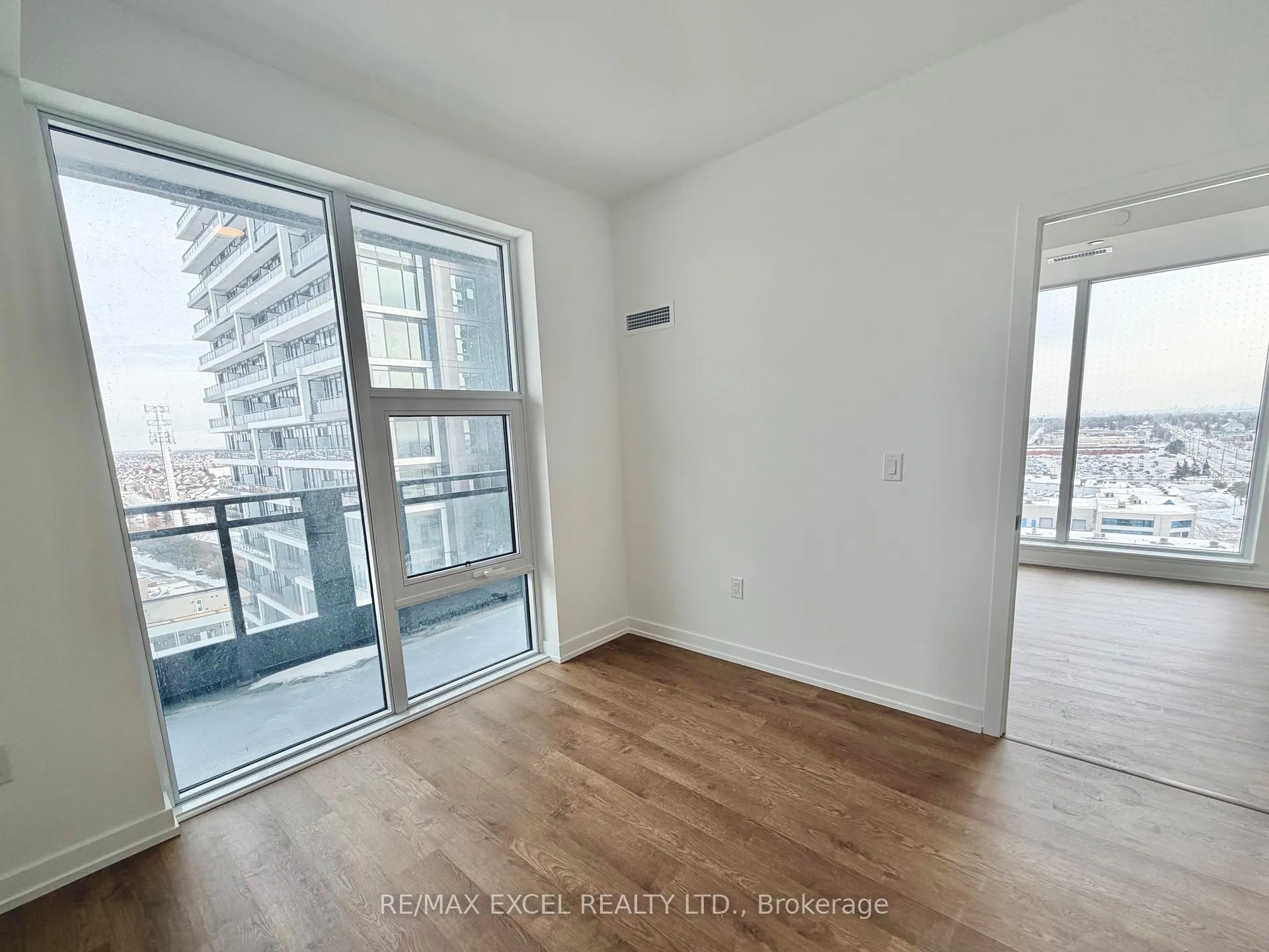 Photo 14 of Unit 1102, 9763 Markham Road, Markham, Greensborough — HOMEH