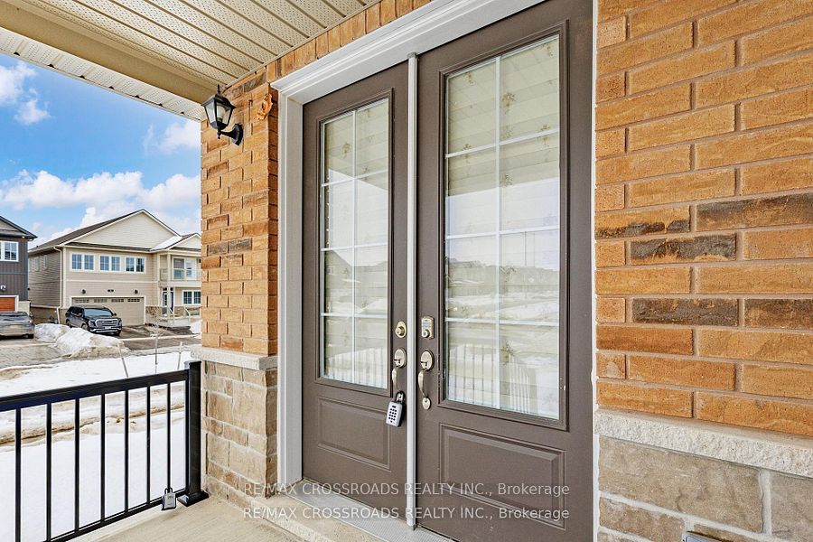 Photo 5 of 544 Clayton Avenue, Peterborough, Monaghan Ward 2 — HOMEH