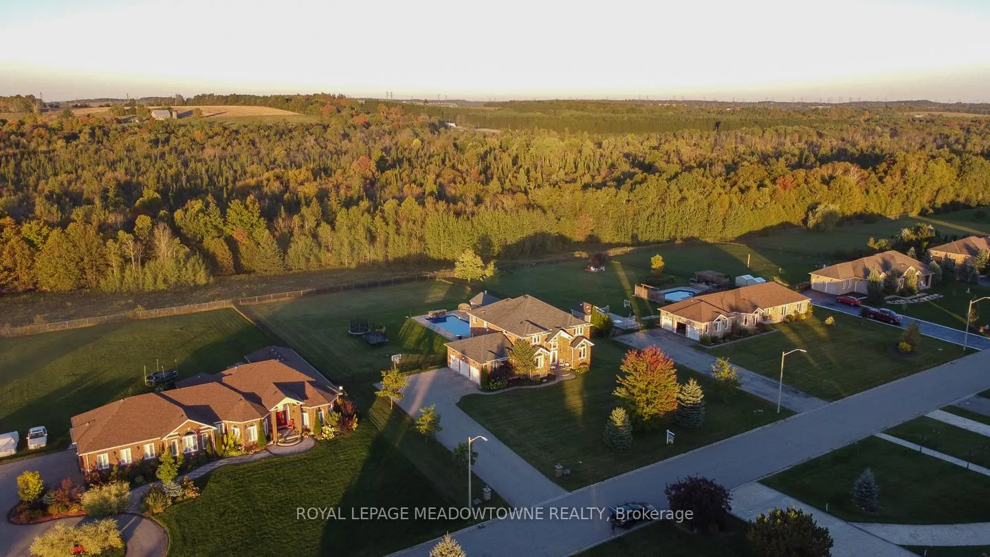 Photo 40 of 63 Stewart Drive, Erin, Rural Erin — HOMEH