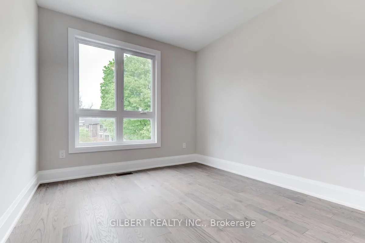Photo 18 of 35A Marquette Avenue, Toronto, Englemount-Lawrence — HOMEH