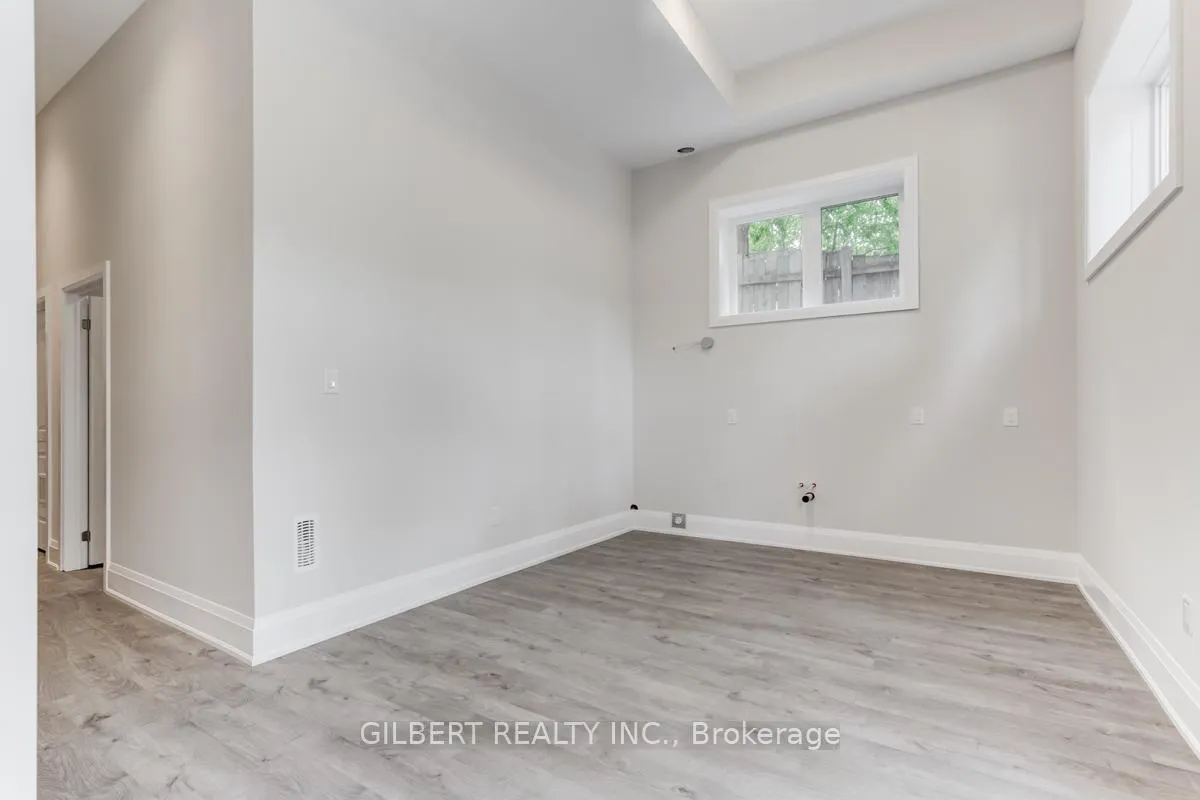 Photo 22 of 35A Marquette Avenue, Toronto, Englemount-Lawrence — HOMEH