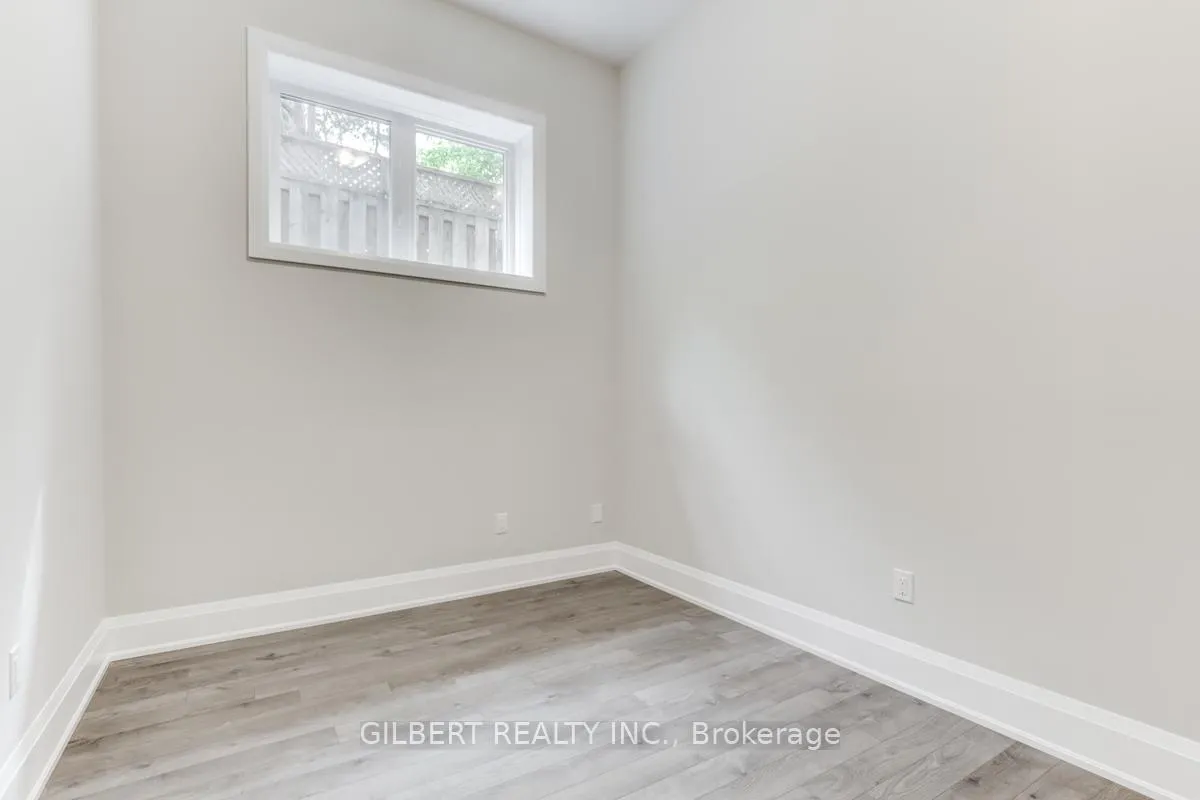 Photo 23 of 35A Marquette Avenue, Toronto, Englemount-Lawrence — HOMEH