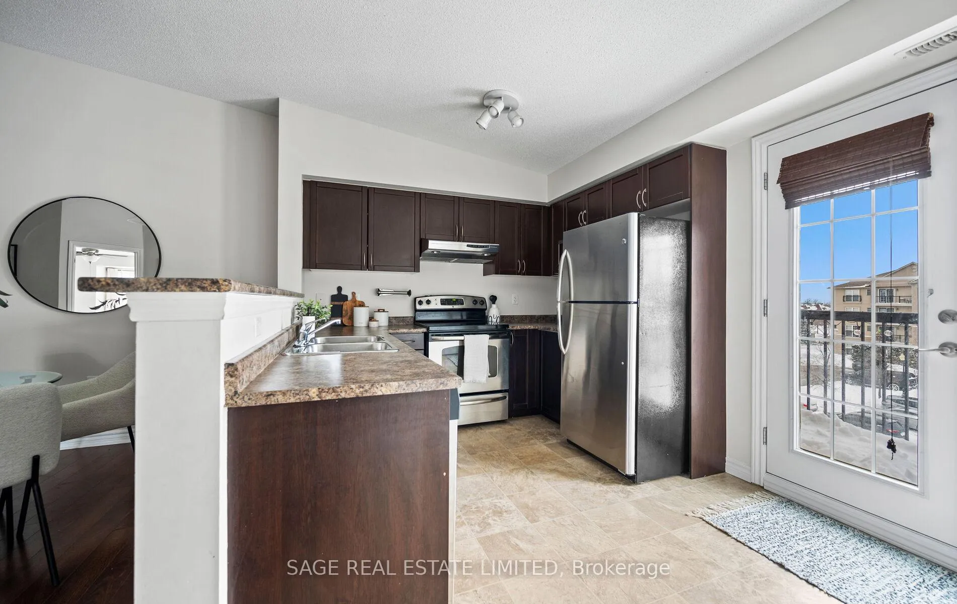 Photo 13 of Unit 402, 1360 Main Street E, Milton, Dempsey — HOMEH