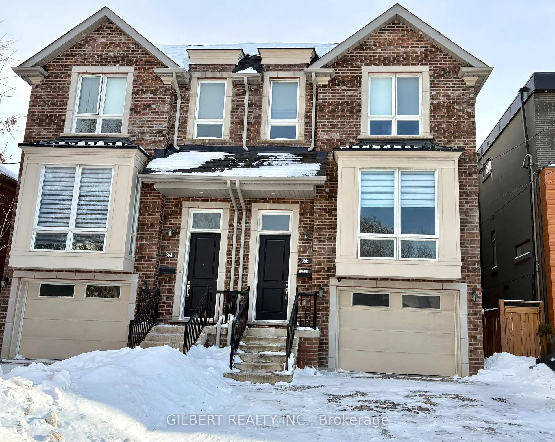 Front of 35B Marquette Avenue