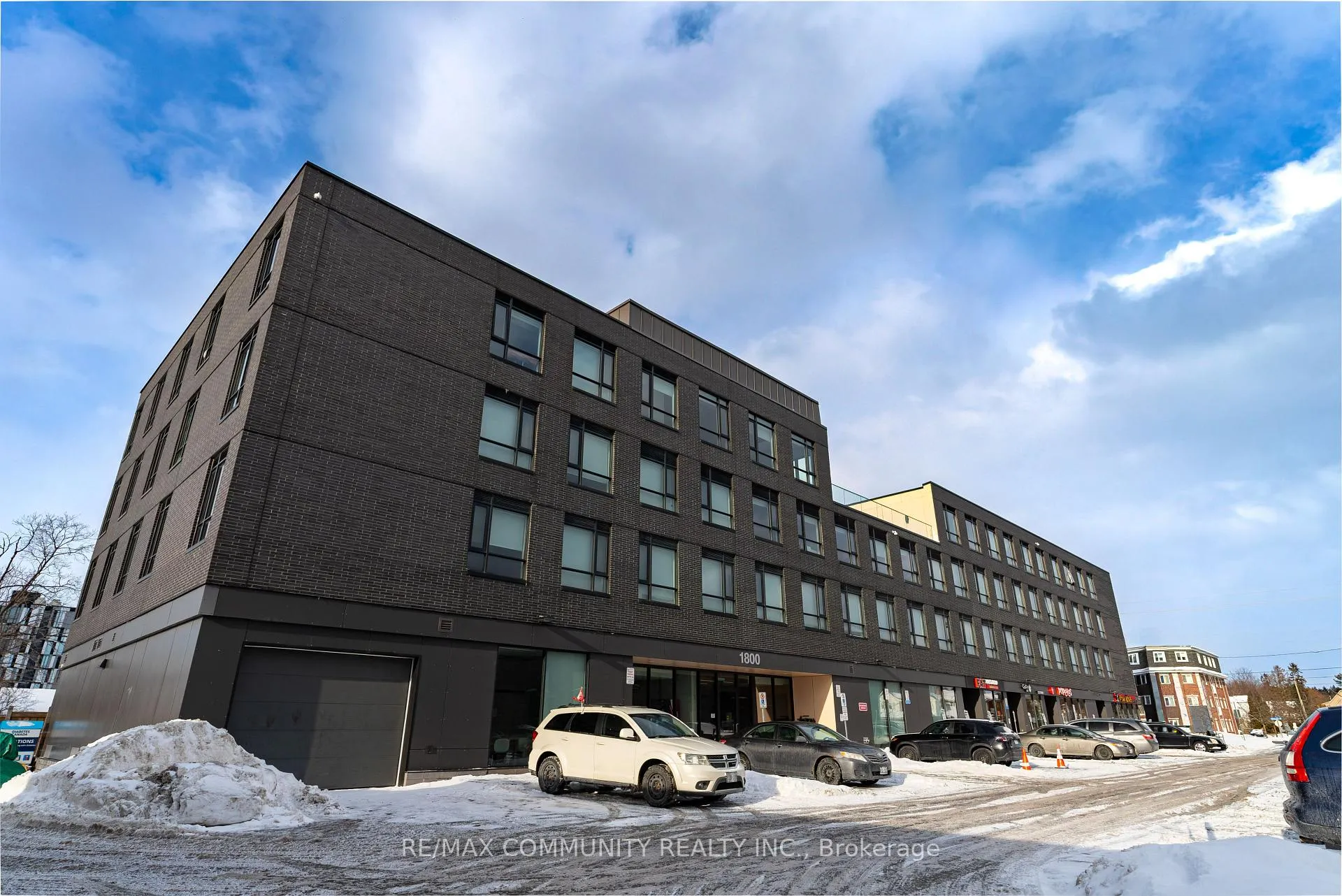 Photo 1 of Unit 417, 1800 Simcoe Street N, Oshawa, Samac — HOMEH