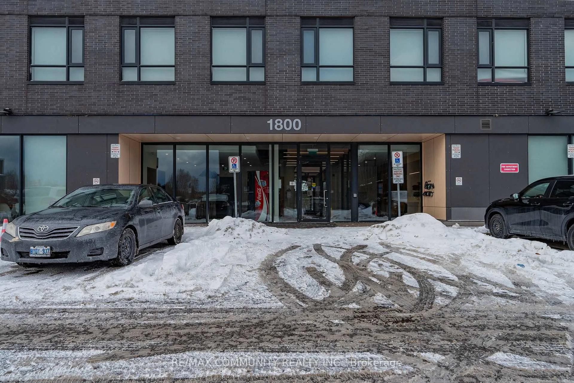 Photo 2 of Unit 417, 1800 Simcoe Street N, Oshawa, Samac — HOMEH