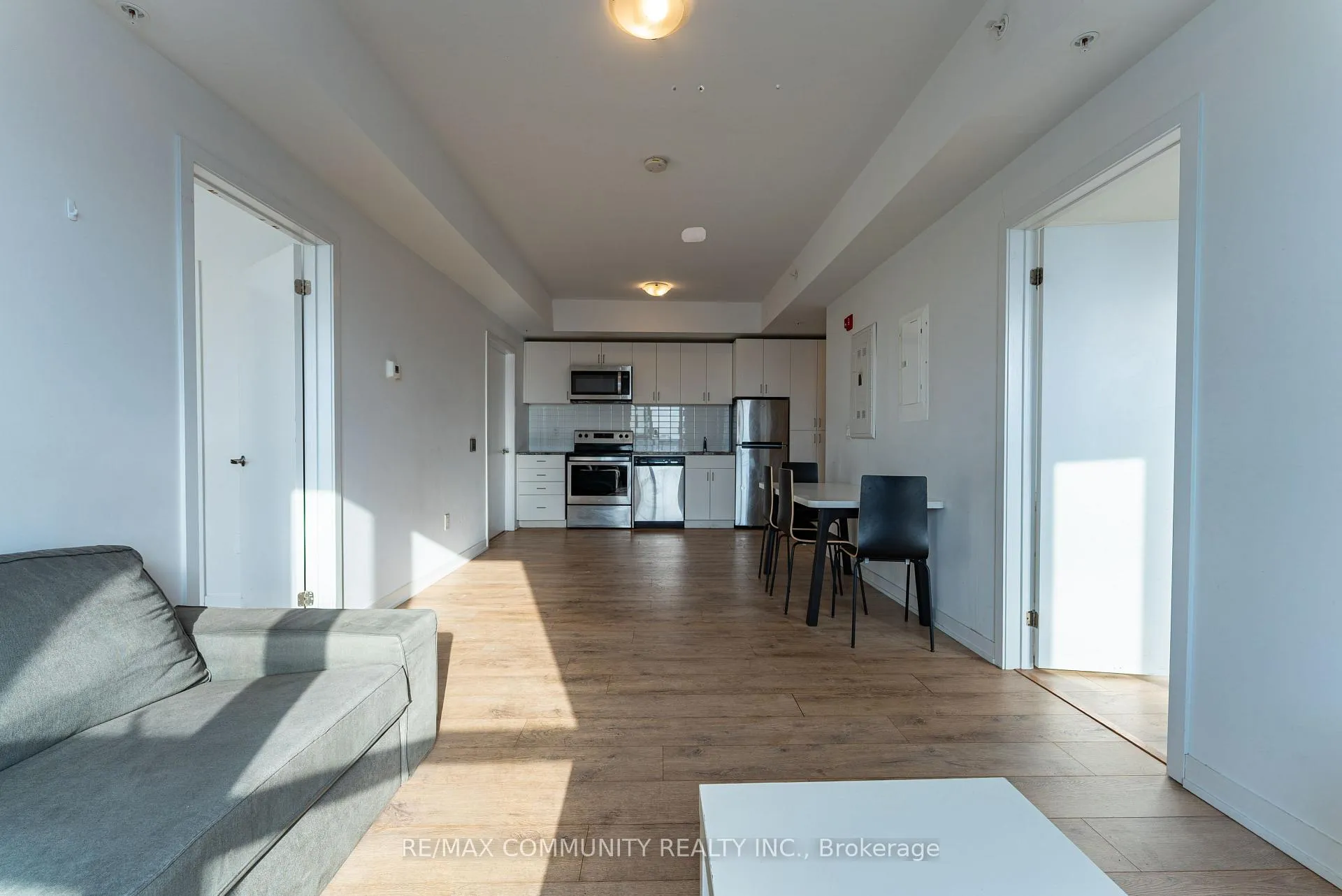 Photo 10 of Unit 417, 1800 Simcoe Street N, Oshawa, Samac — HOMEH