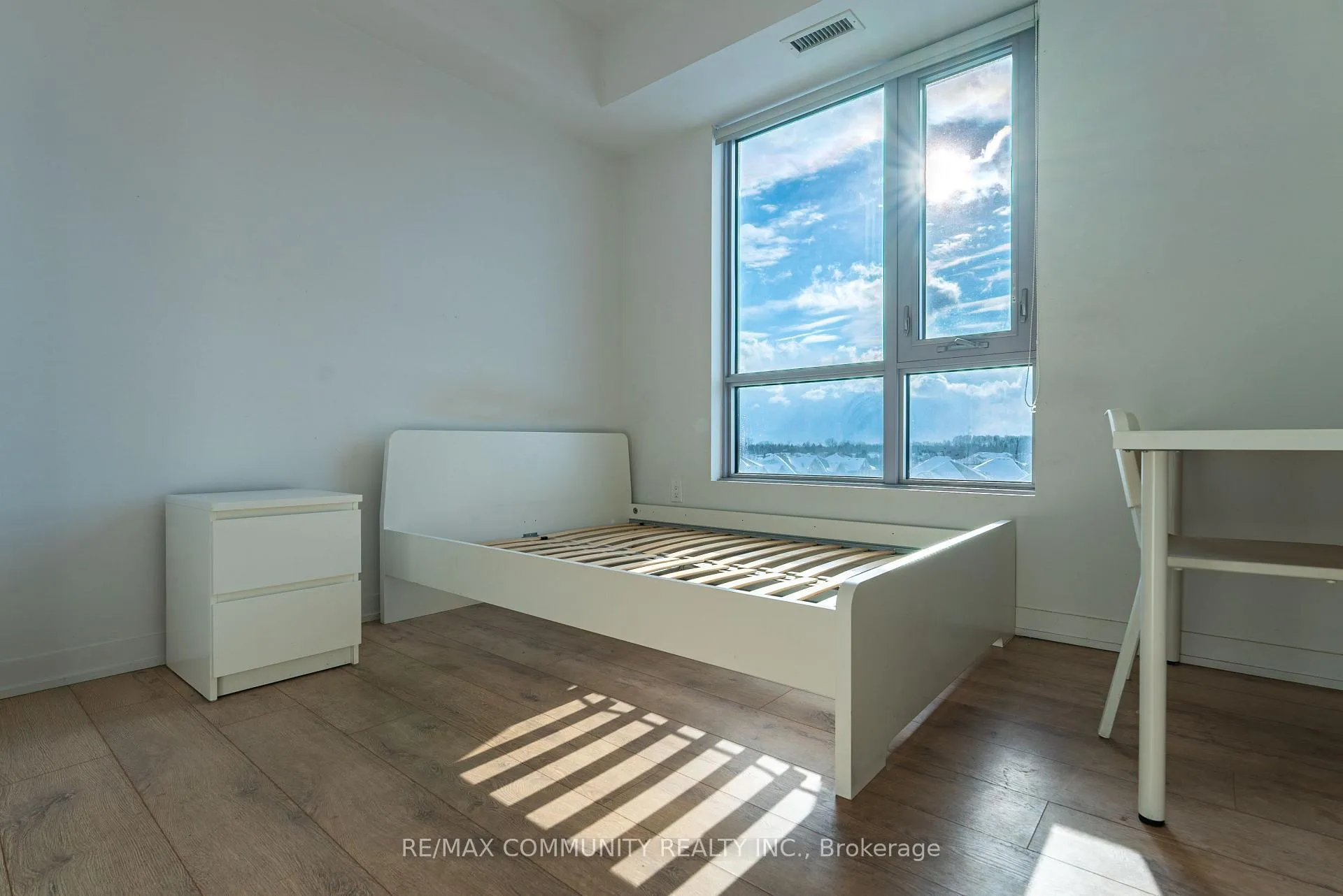Photo 13 of Unit 417, 1800 Simcoe Street N, Oshawa, Samac — HOMEH