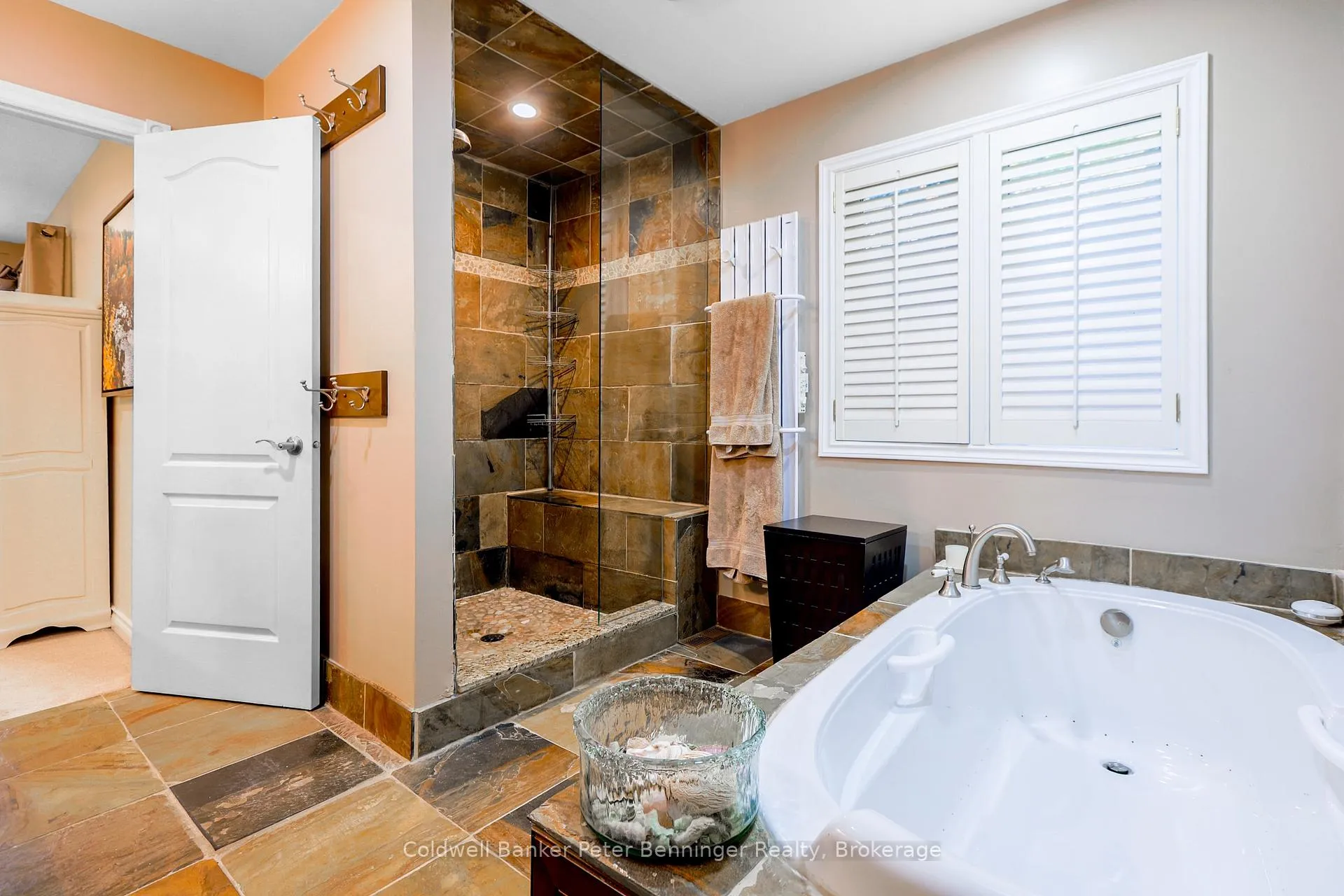 Photo 17 of 152 Treegrove Circle, Aurora, Hills of St Andrew — HOMEH
