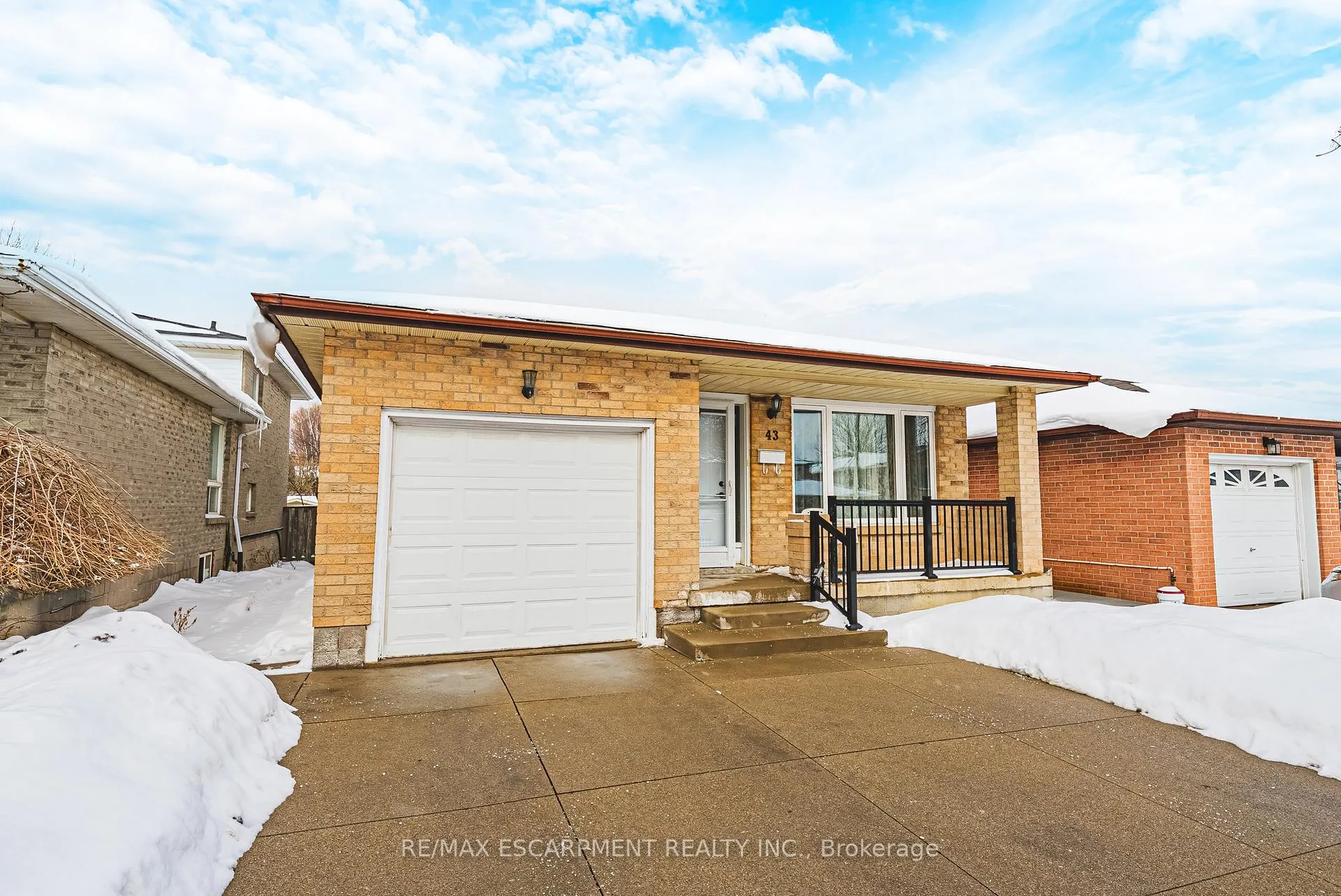Photo 2 of 43 Everest Street, Hamilton, Templemead — HOMEH