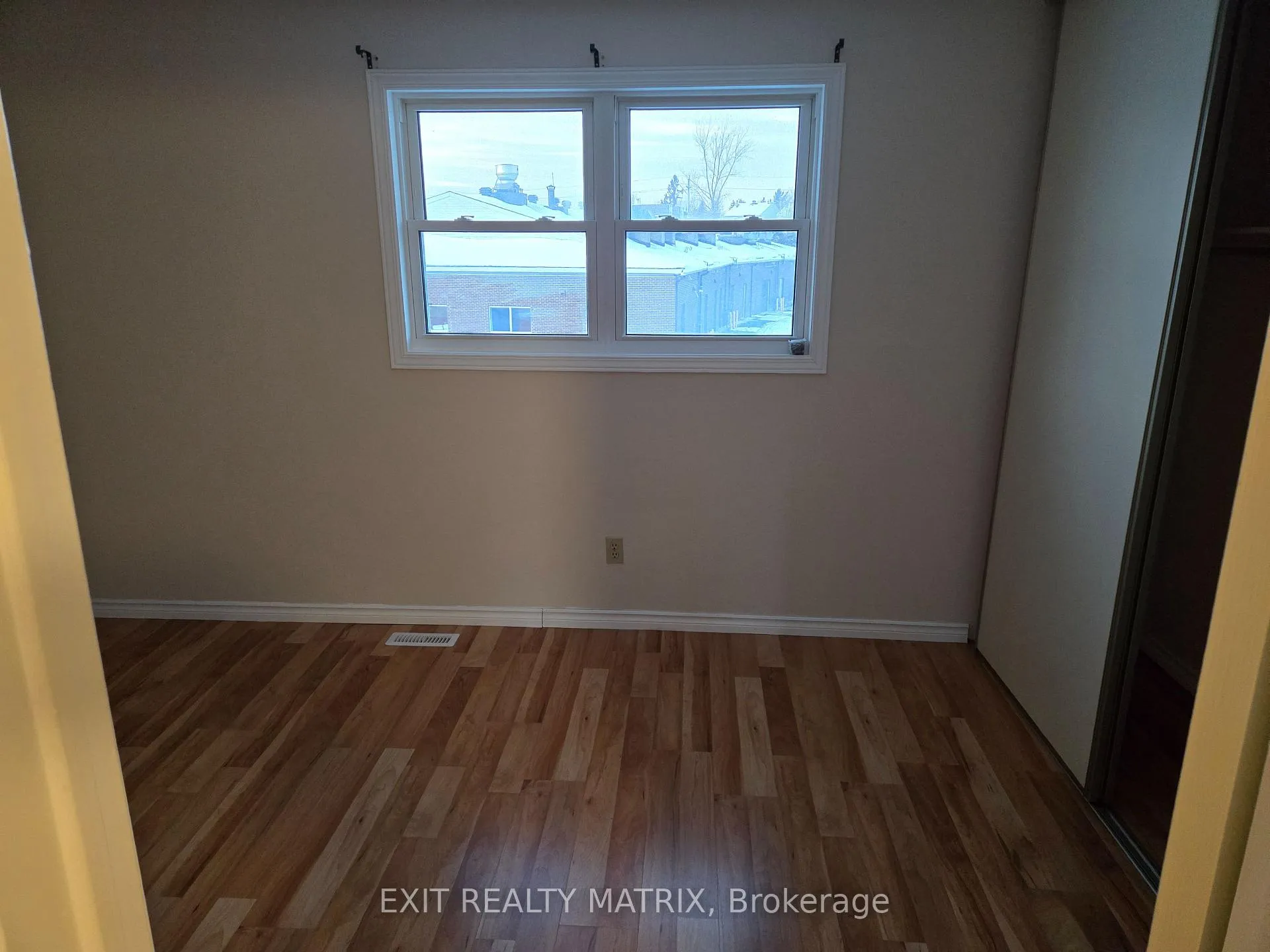 Photo 12 of 3 Bentbrook Crescent, Ottawa, Barrhaven - Heritage Park — HOMEH