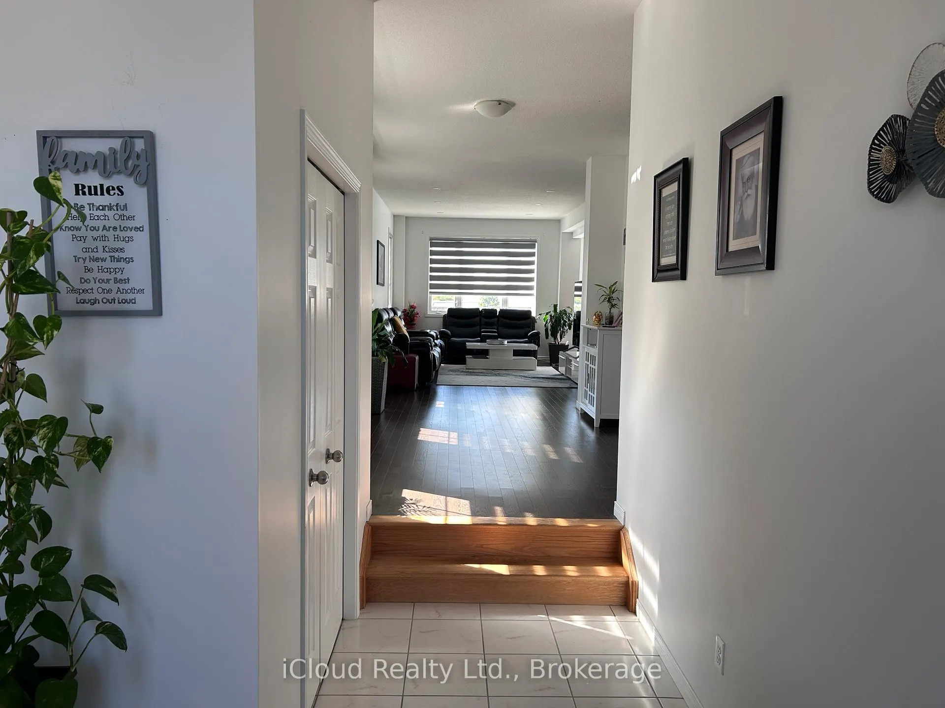 Photo 8 of 901 Tartan Court, Kitchener — HOMEH