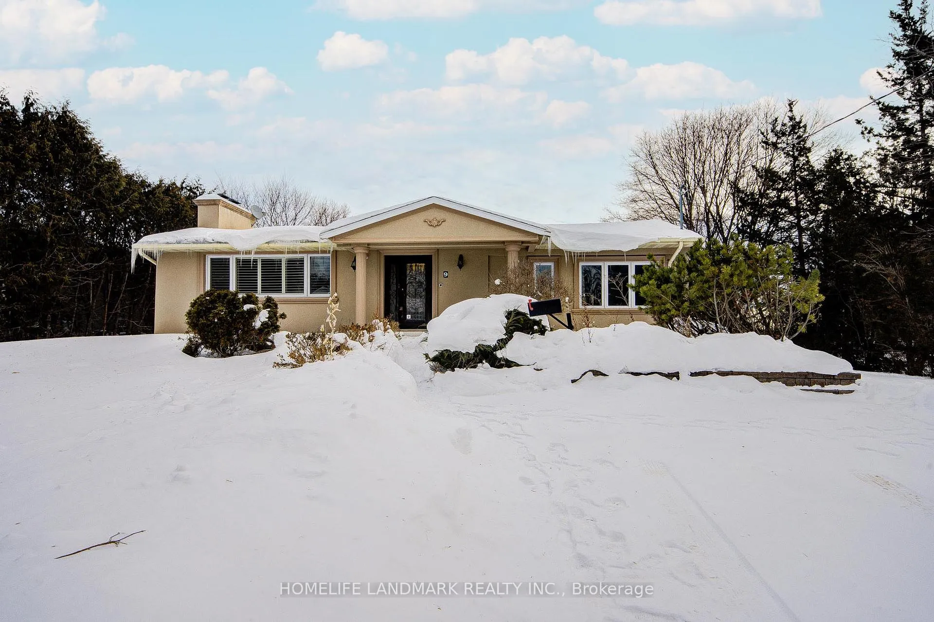 Photo 1 of 9 Shasta Drive, Vaughan, Uplands — HOMEH
