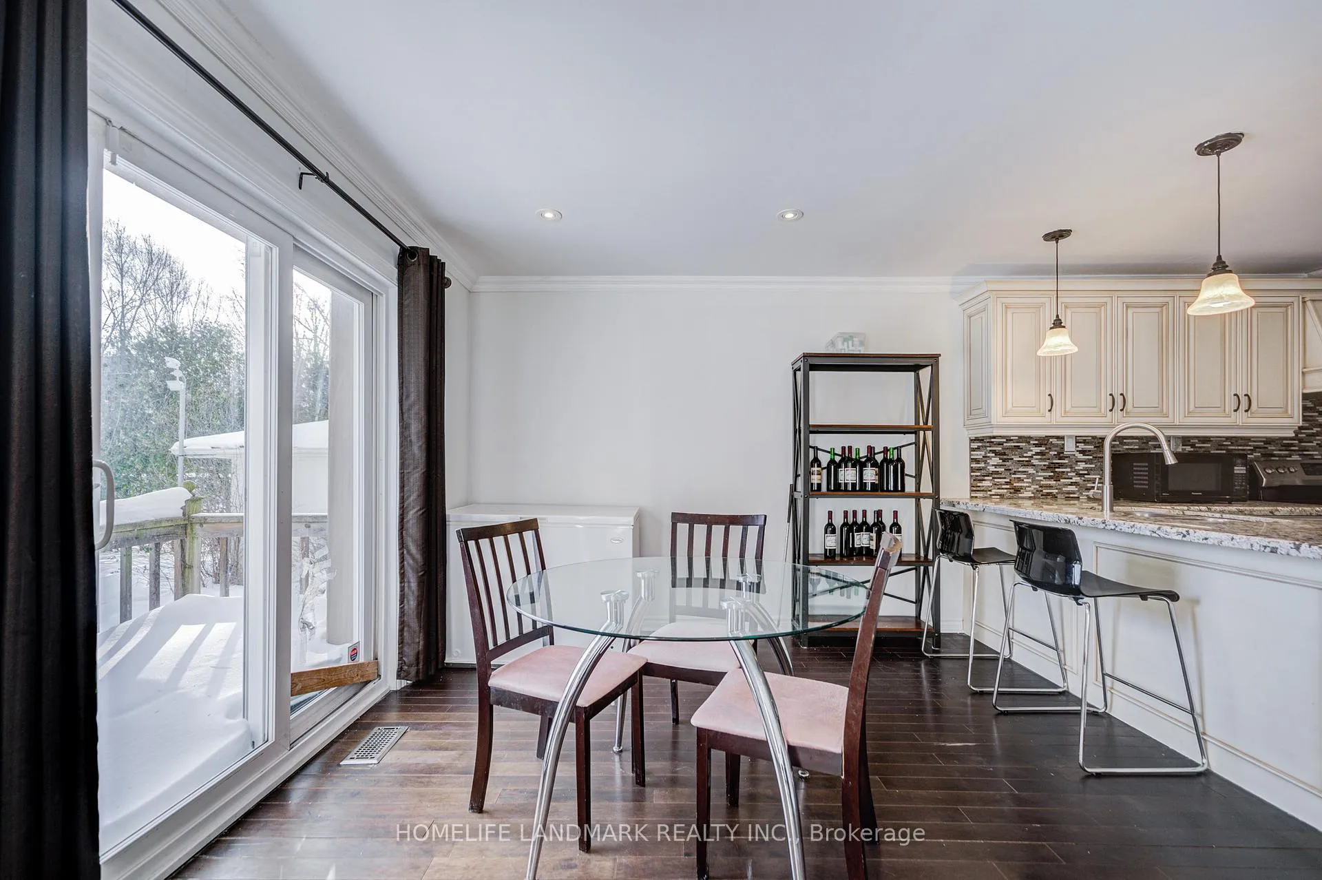 Photo 16 of 9 Shasta Drive, Vaughan, Uplands — HOMEH