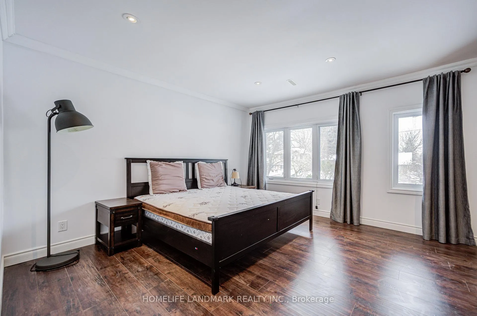 Photo 23 of 9 Shasta Drive, Vaughan, Uplands — HOMEH