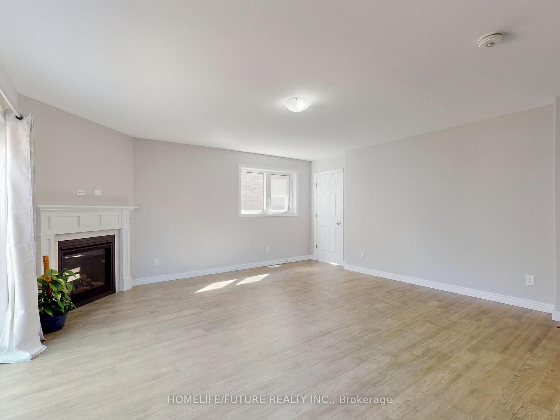 Photo 7 of 117 York Drive, Peterborough, Monaghan Ward 2 — HOMEH