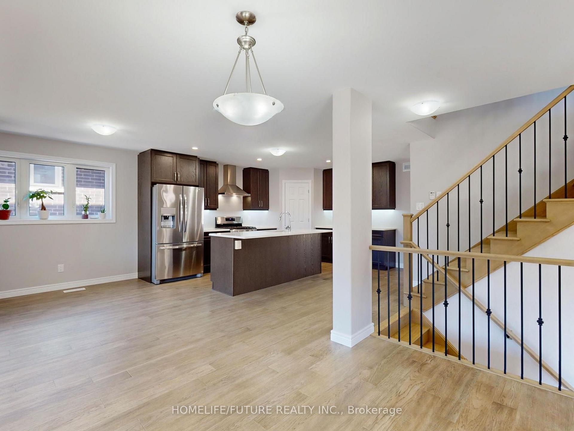 Photo 10 of 117 York Drive, Peterborough, Monaghan Ward 2 — HOMEH