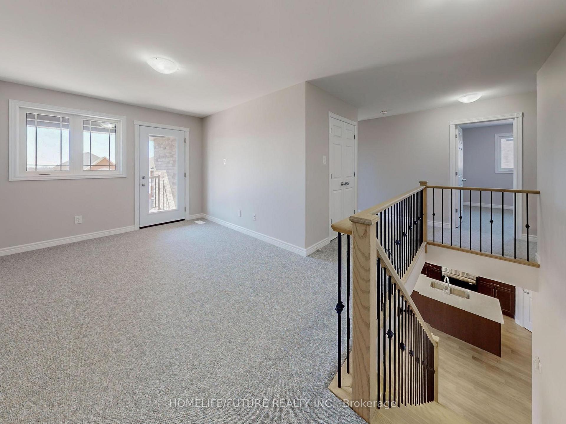 Photo 23 of 117 York Drive, Peterborough, Monaghan Ward 2 — HOMEH
