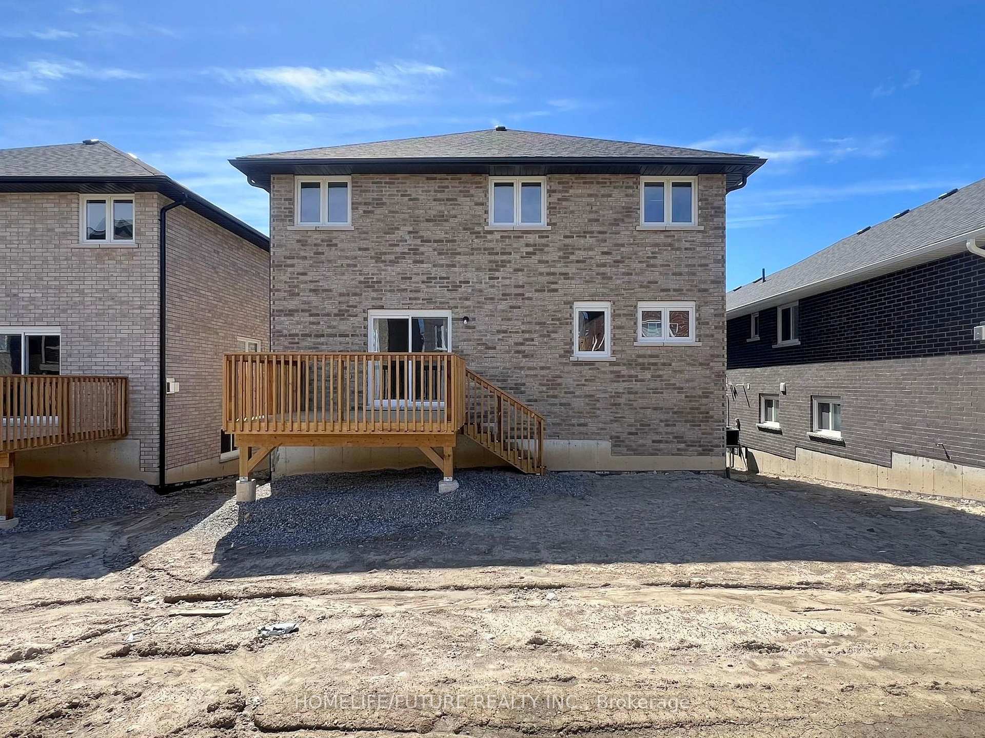 Photo 47 of 117 York Drive, Peterborough, Monaghan Ward 2 — HOMEH