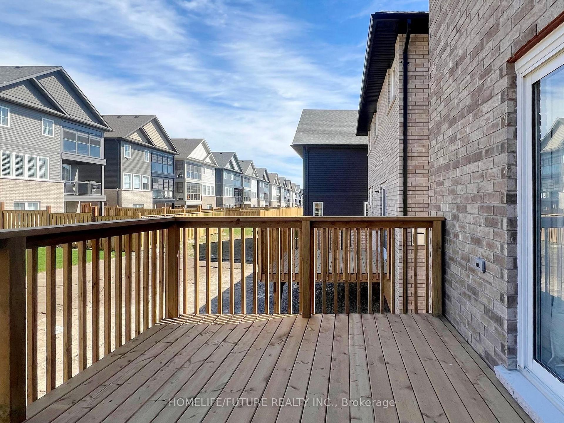 Photo 50 of 117 York Drive, Peterborough, Monaghan Ward 2 — HOMEH