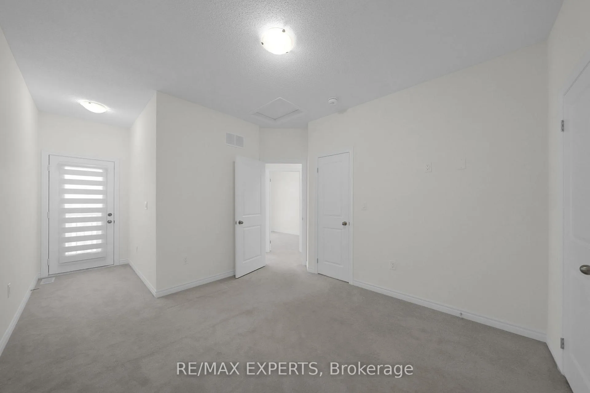 Photo 25 of 16 Griffith Street, Aurora, Bayview Northeast — HOMEH