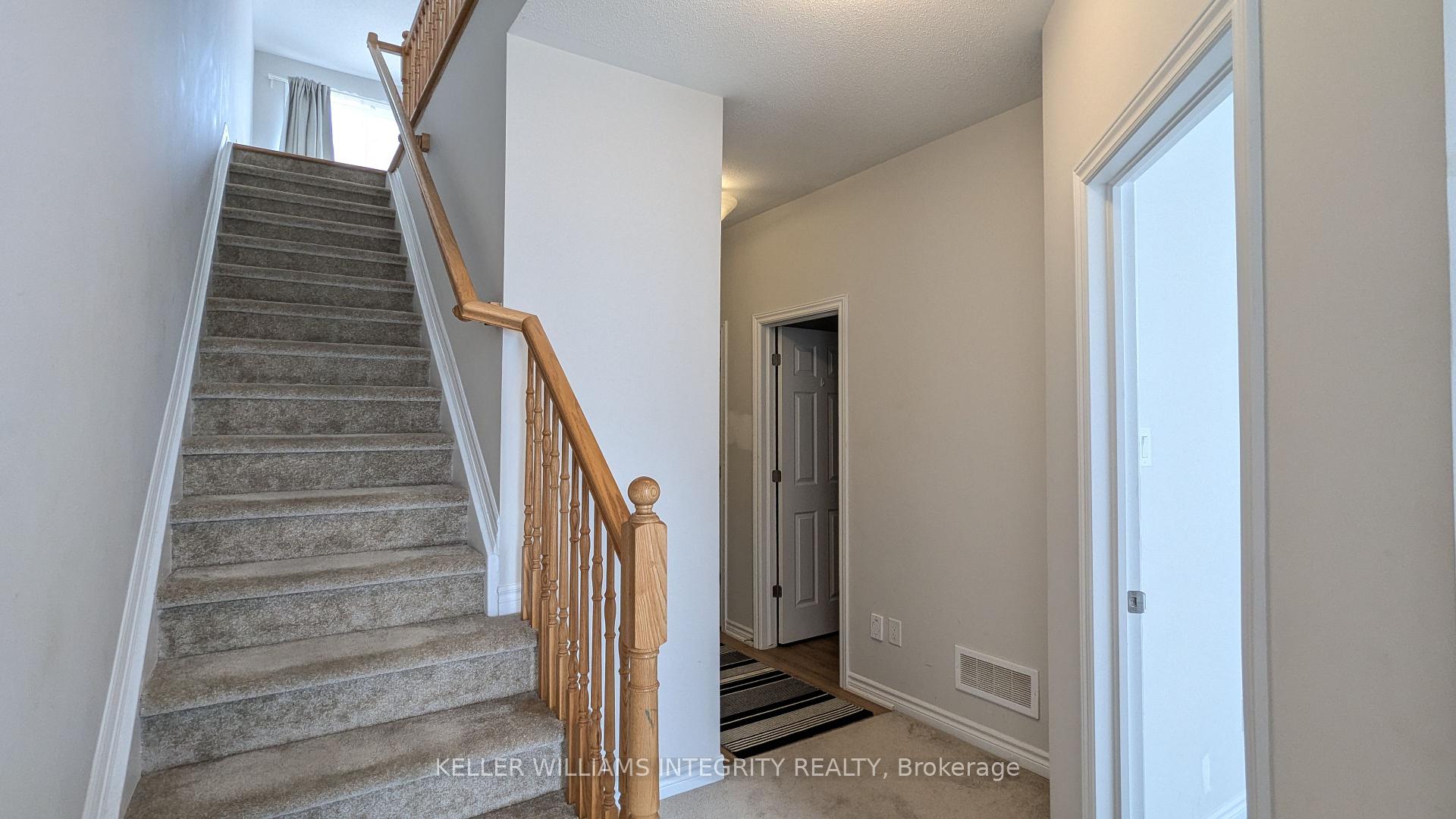 Photo 11 of 922 Moses Tennisco Street, Ottawa, CFB Rockcliffe and Area — HOMEH