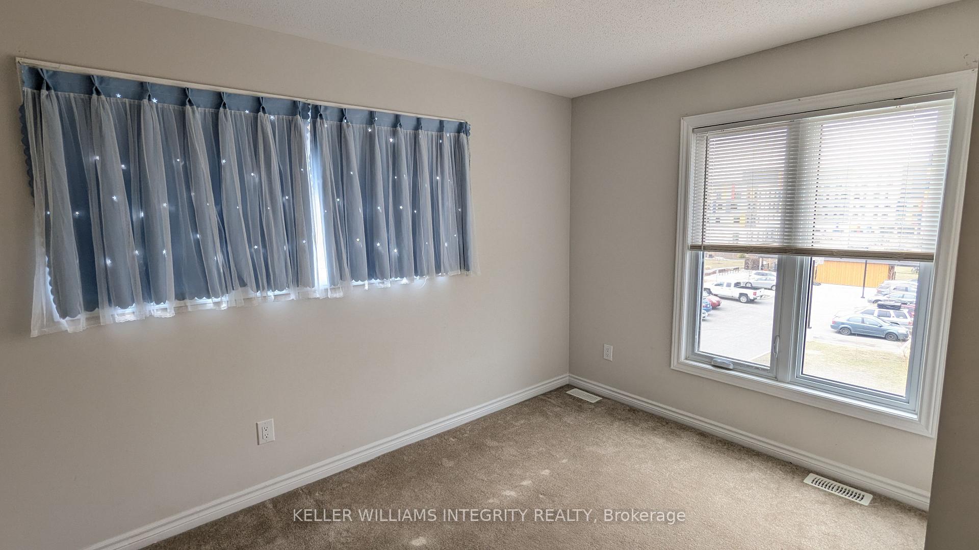 Photo 32 of 922 Moses Tennisco Street, Ottawa, CFB Rockcliffe and Area — HOMEH