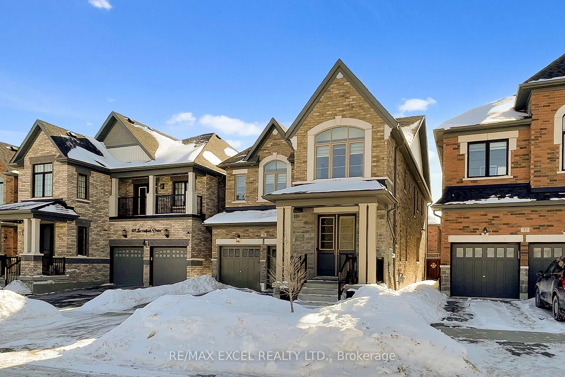 Photo 3 of 70 Swordfish Drive, Whitby, Lynde Creek — HOMEH