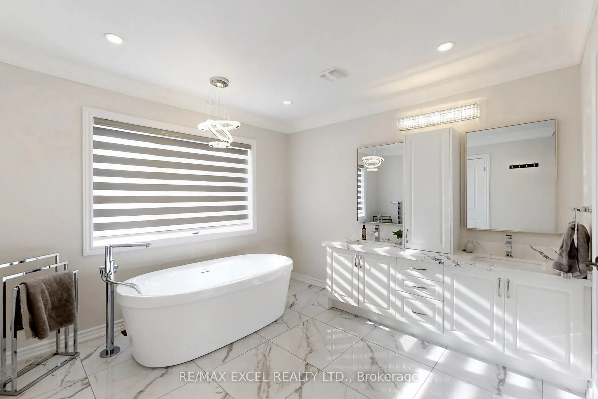Photo 33 of 70 Swordfish Drive, Whitby, Lynde Creek — HOMEH