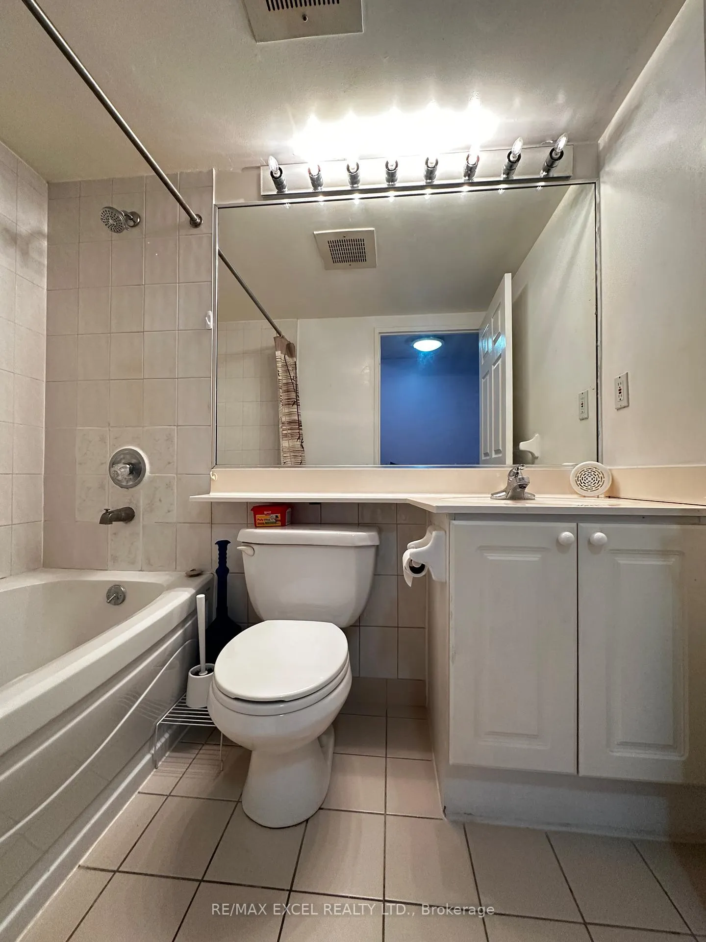 Photo 13 of Unit 1605, 18 Lee Centre Drive, Scarborough, Woburn — HOMEH