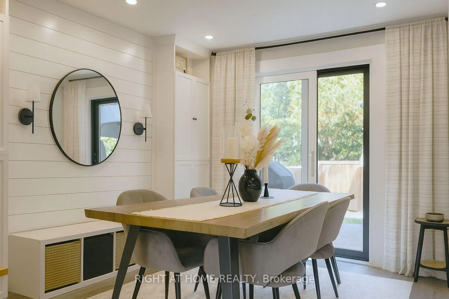 Photo 9 of 347 Zephyr Avenue, Ottawa, Britannia — HOMEH