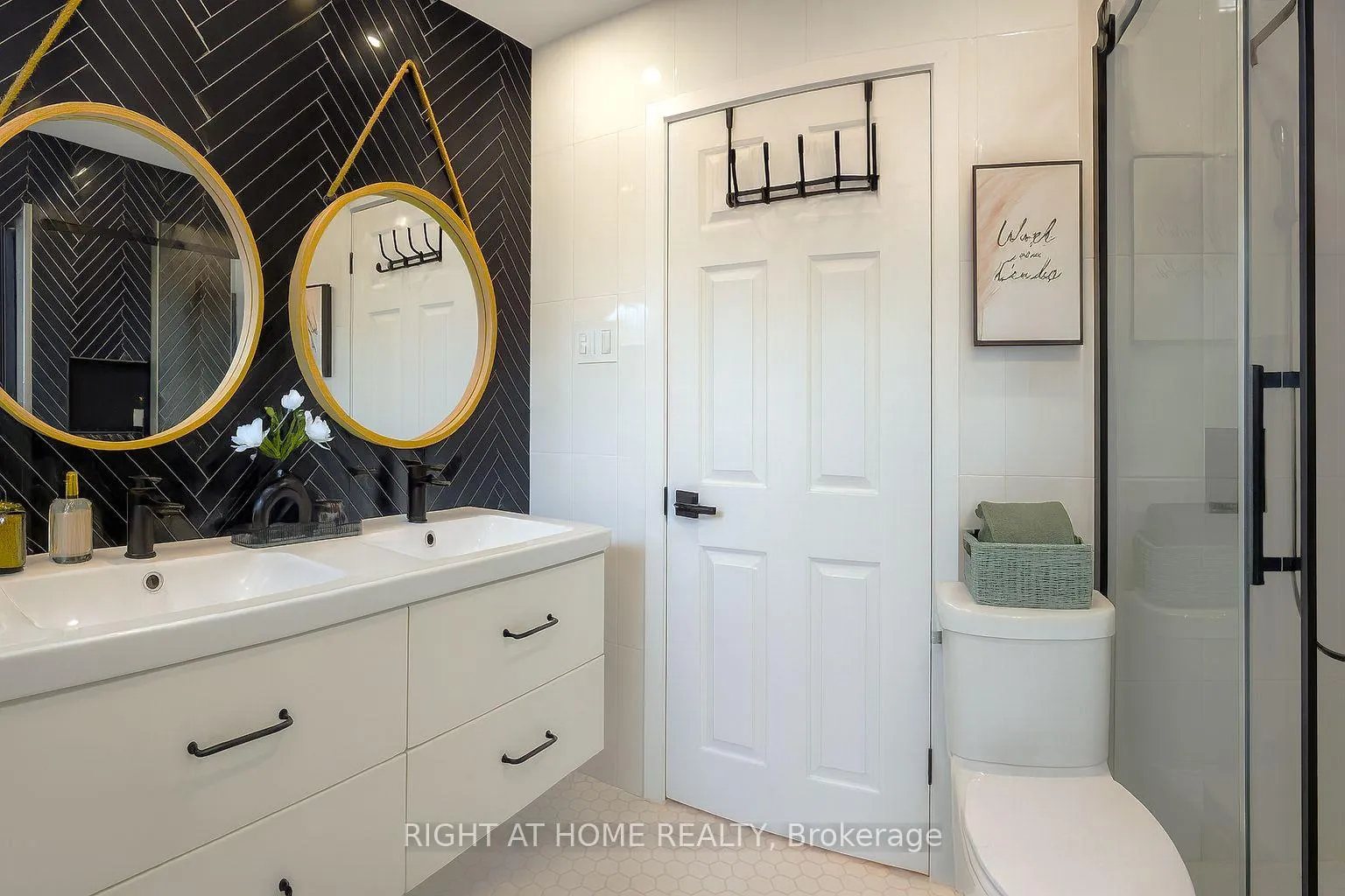 Photo 18 of 347 Zephyr Avenue, Ottawa, Britannia — HOMEH