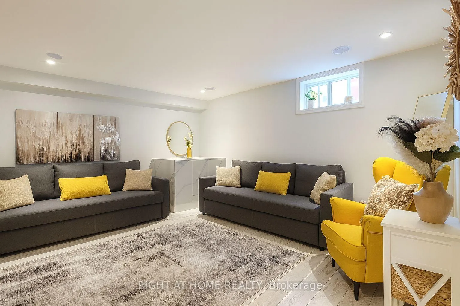 Photo 20 of 347 Zephyr Avenue, Ottawa, Britannia — HOMEH