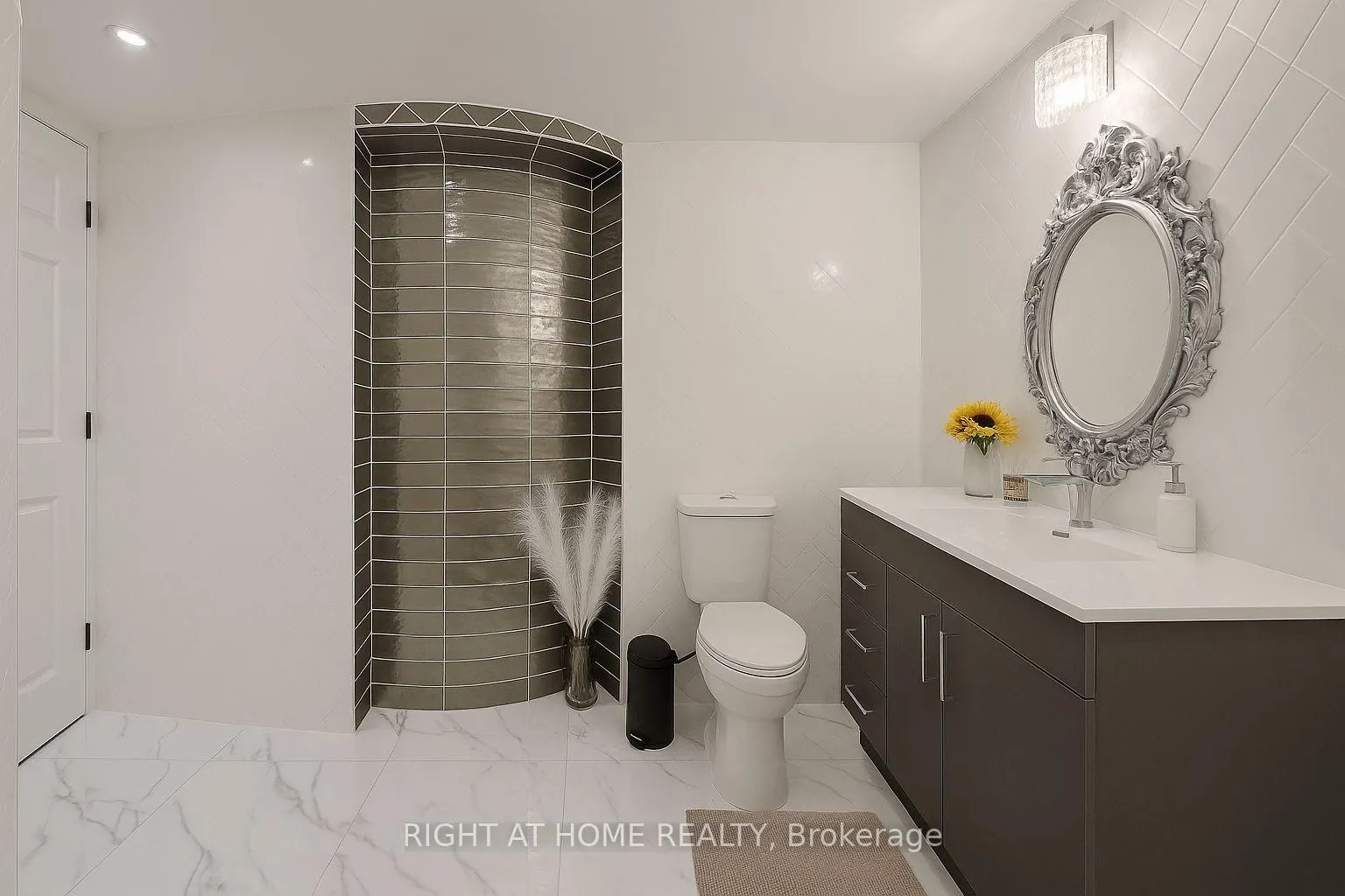 Photo 22 of 347 Zephyr Avenue, Ottawa, Britannia — HOMEH