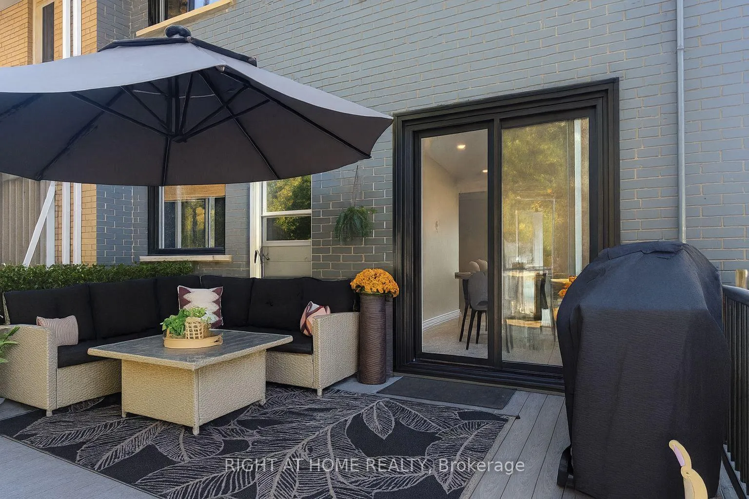Photo 24 of 347 Zephyr Avenue, Ottawa, Britannia — HOMEH