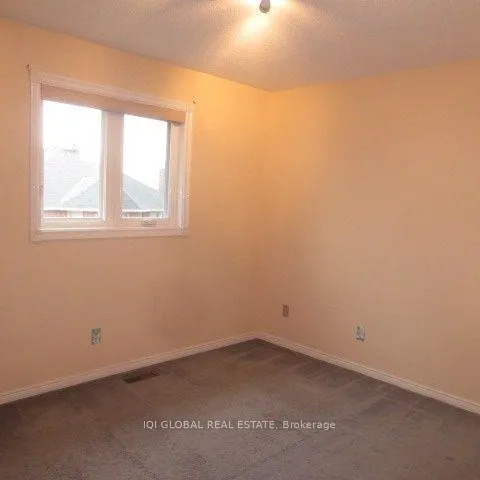 Photo 17 of 33 Dewberry Drive, Markham, Middlefield — HOMEH
